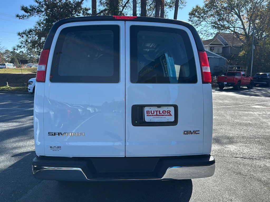 2024 Gmc Savana Cargo 2500 photo 4
