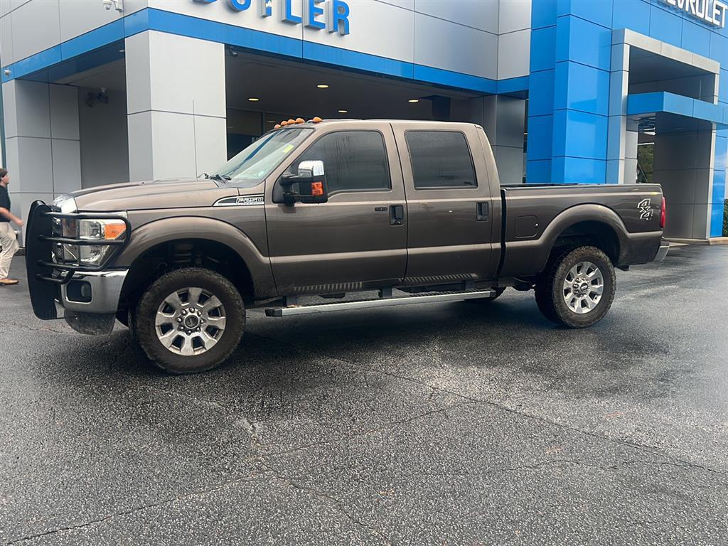 2016 Ford F-250 XLT photo 3