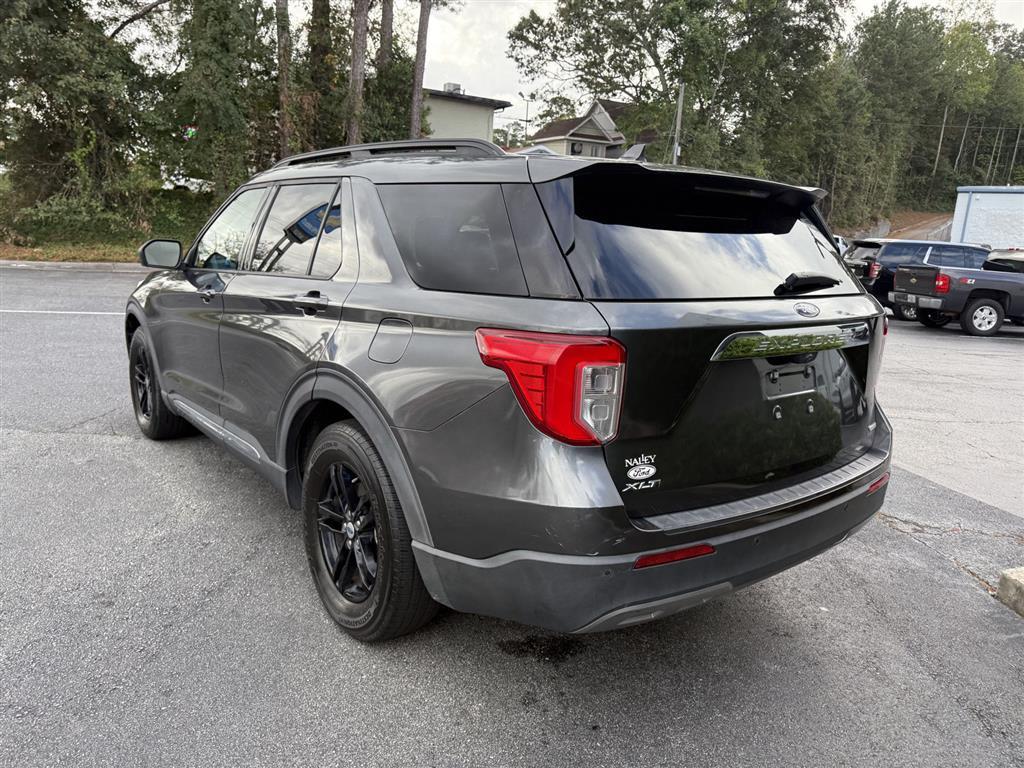 2020 Ford Explorer XLT photo 3