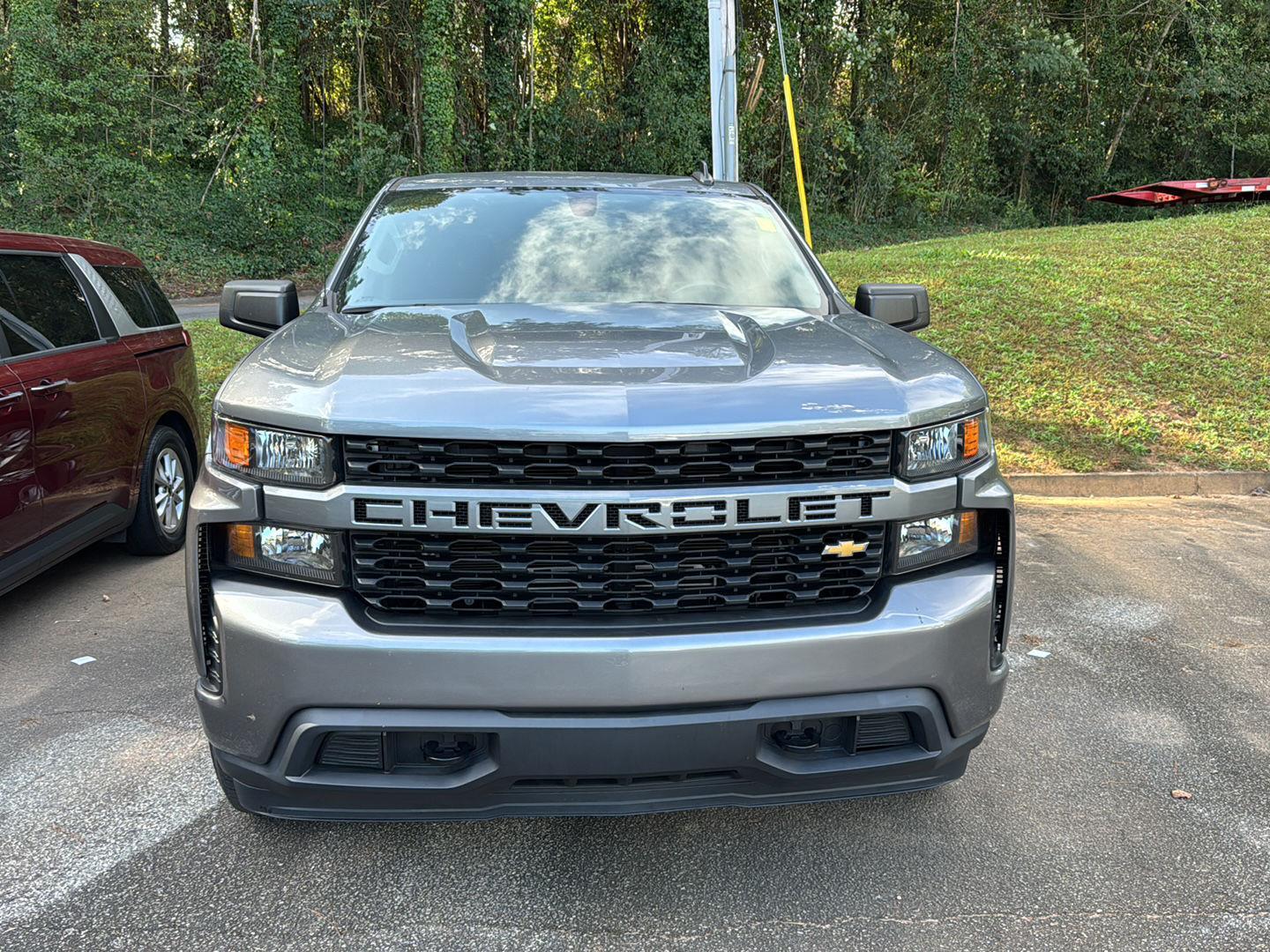 2022 Chevrolet Silverado 1500 Custom photo 3