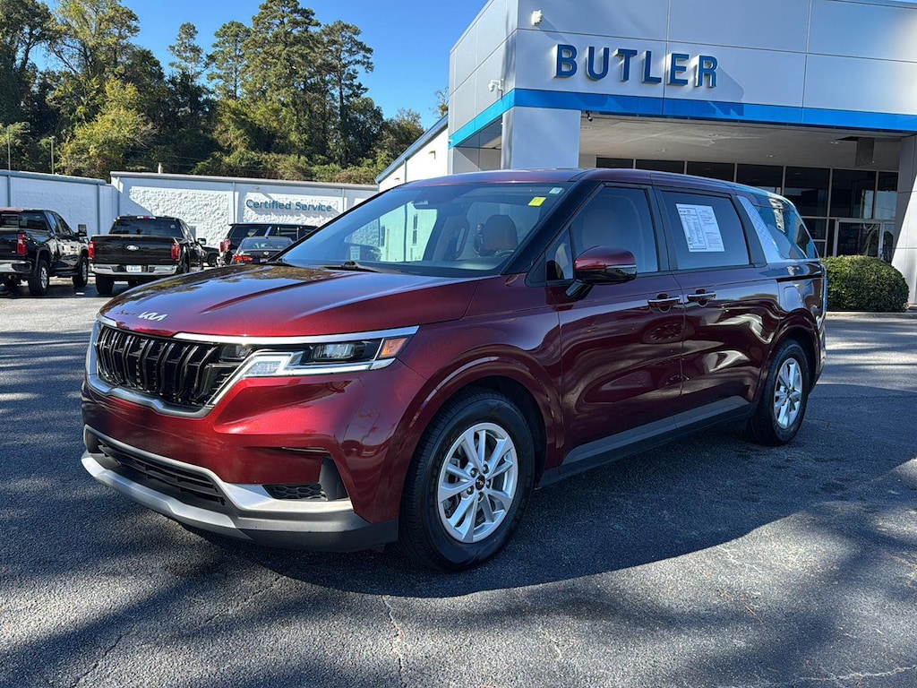 Used 2023 Kia Carnival LX Van