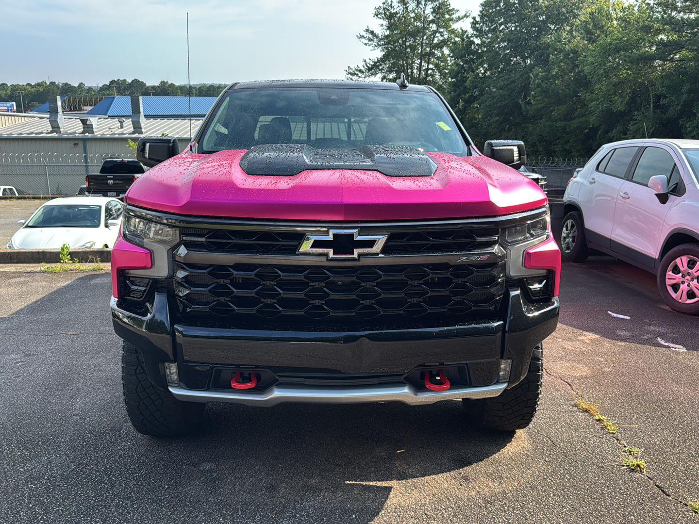 2023 Chevrolet Silverado 1500 ZR2 photo 2