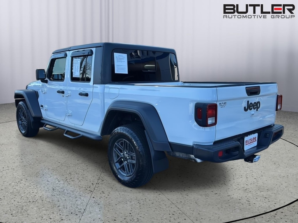 Used 2020 Jeep Gladiator Sport S Truck