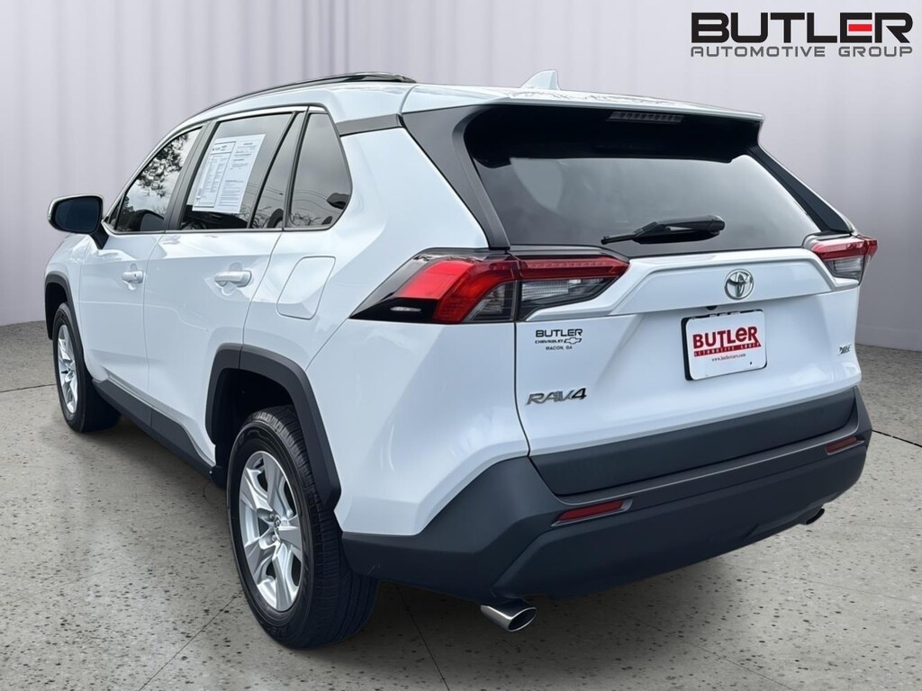 Used 2020 Toyota RAV4 XLE SUV