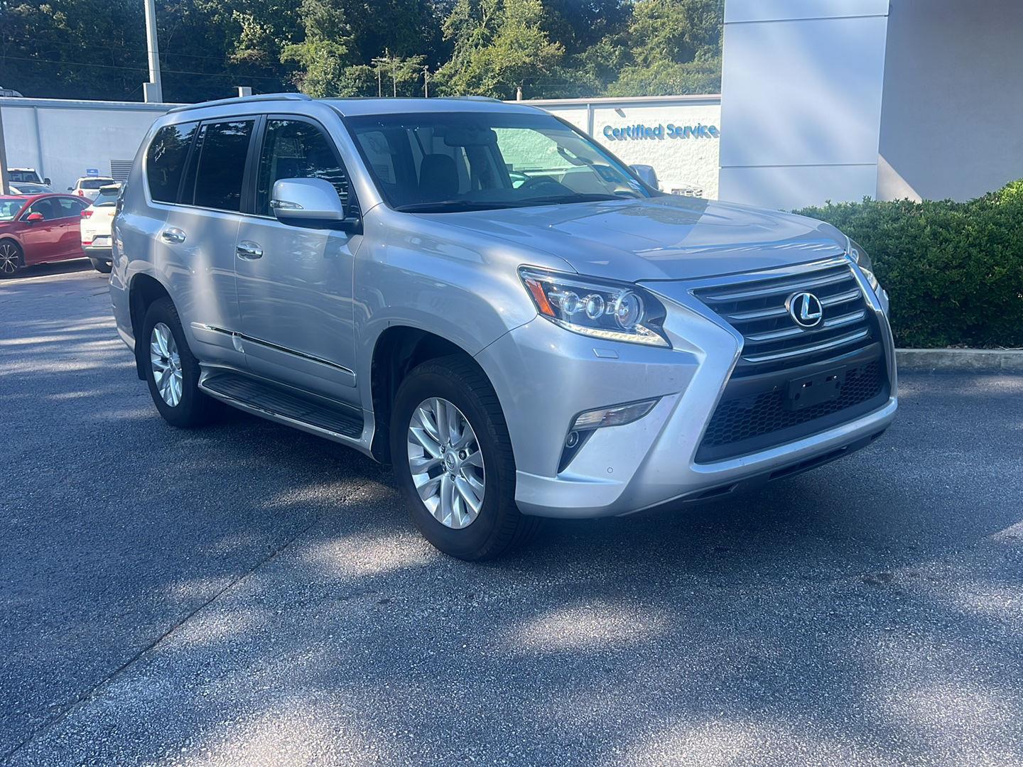 2018 Lexus GX 460 Premium photo 2