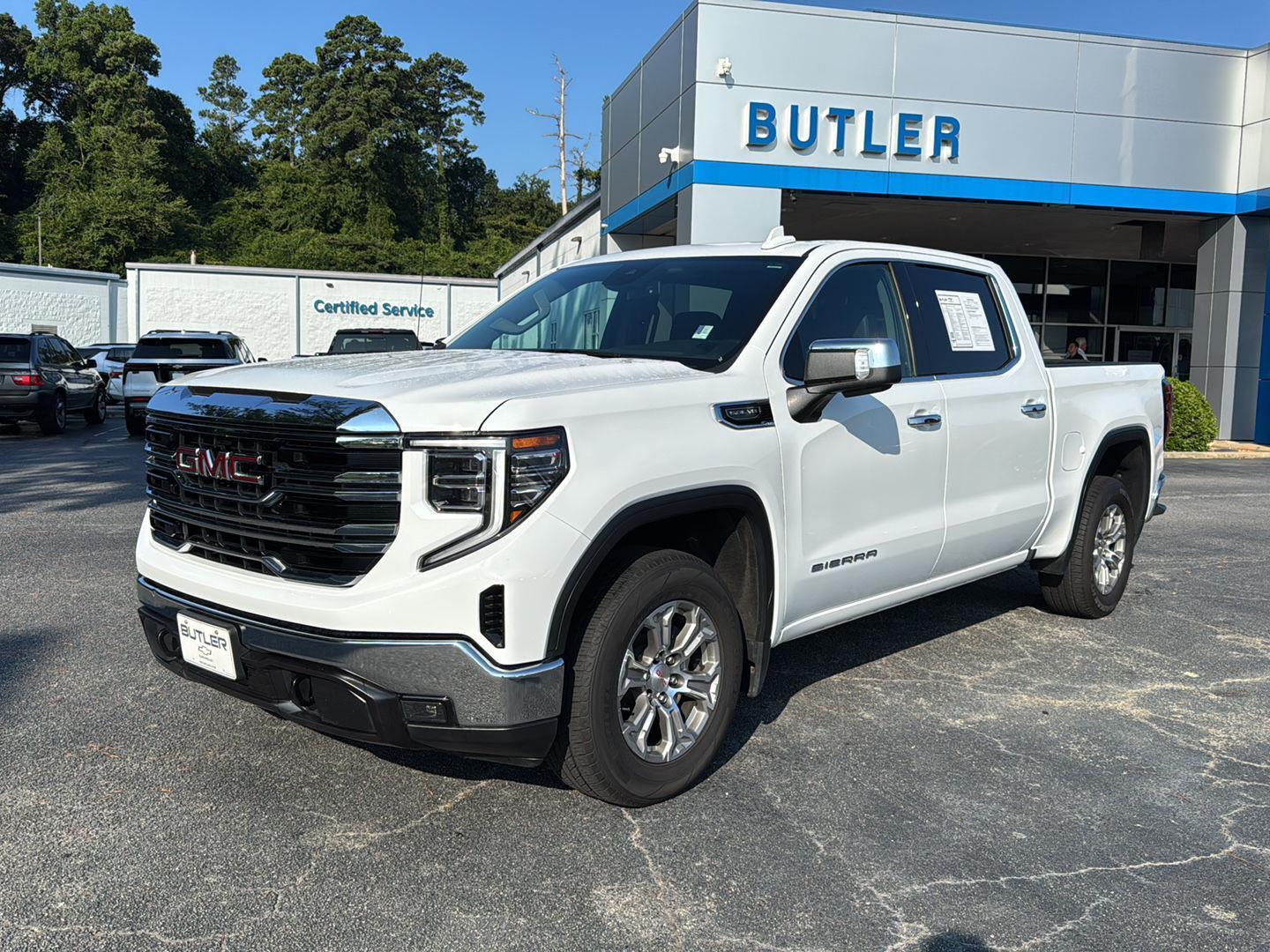 2024 Gmc Sierra 1500 SLT photo 2