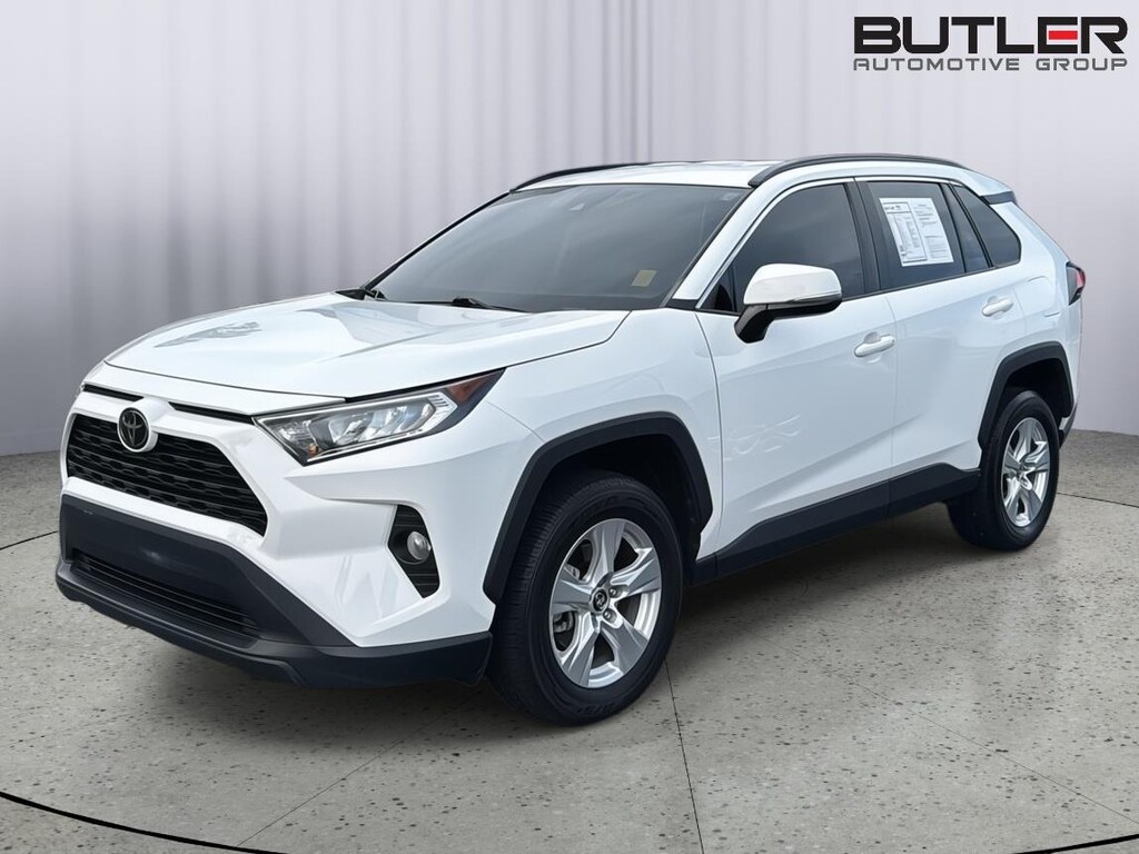 Used 2020 Toyota RAV4 XLE SUV