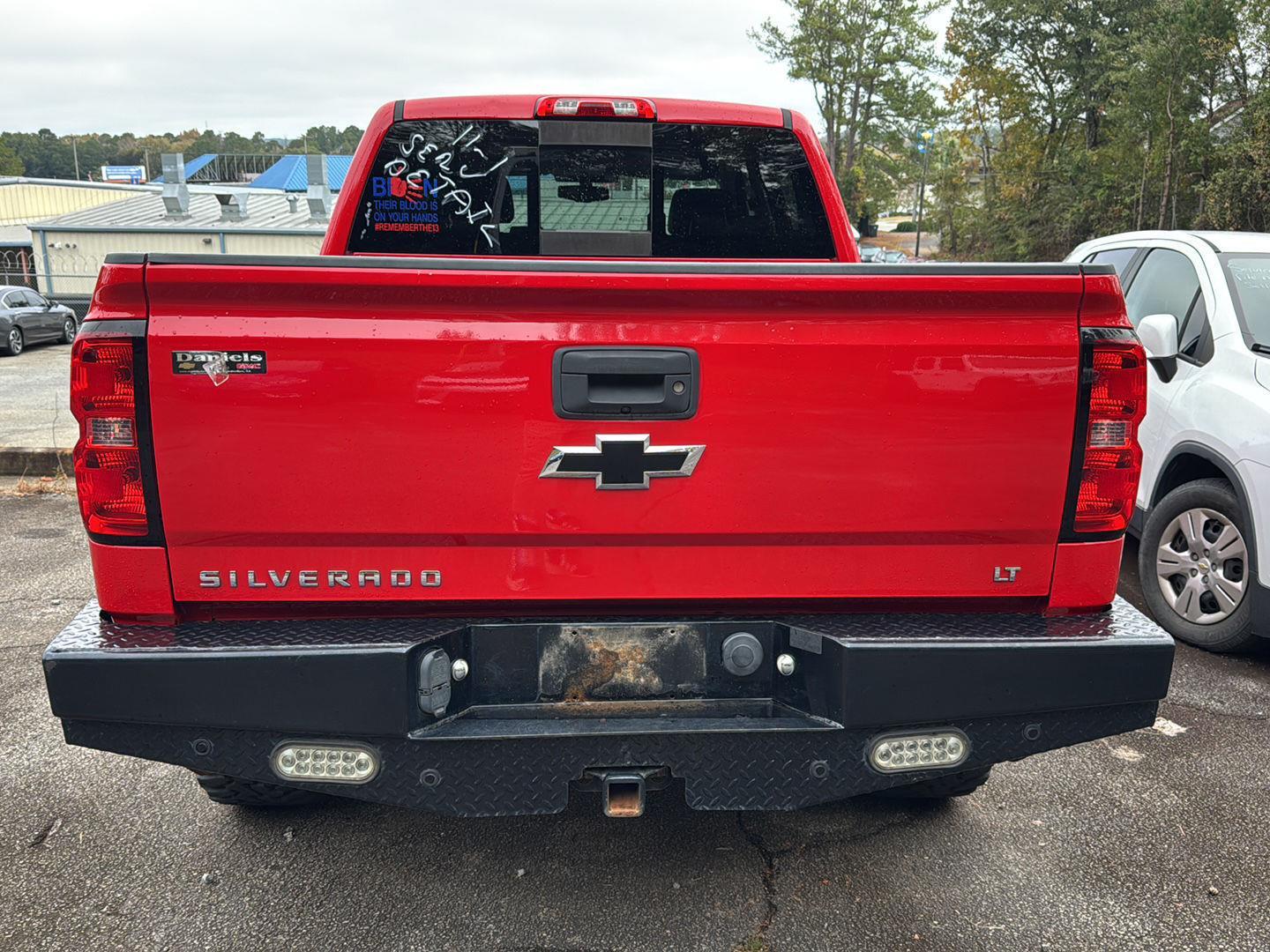 2017 Chevrolet Silverado 1500 LT photo 3