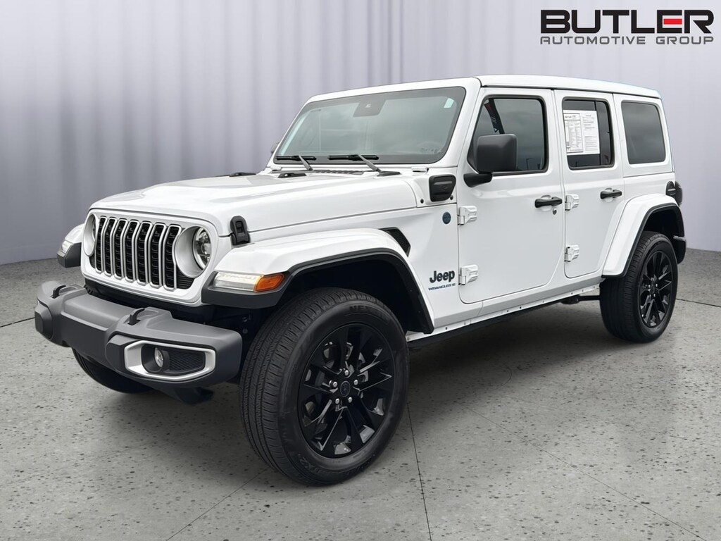 Used 2025 Jeep Wrangler 4xe Sahara SUV