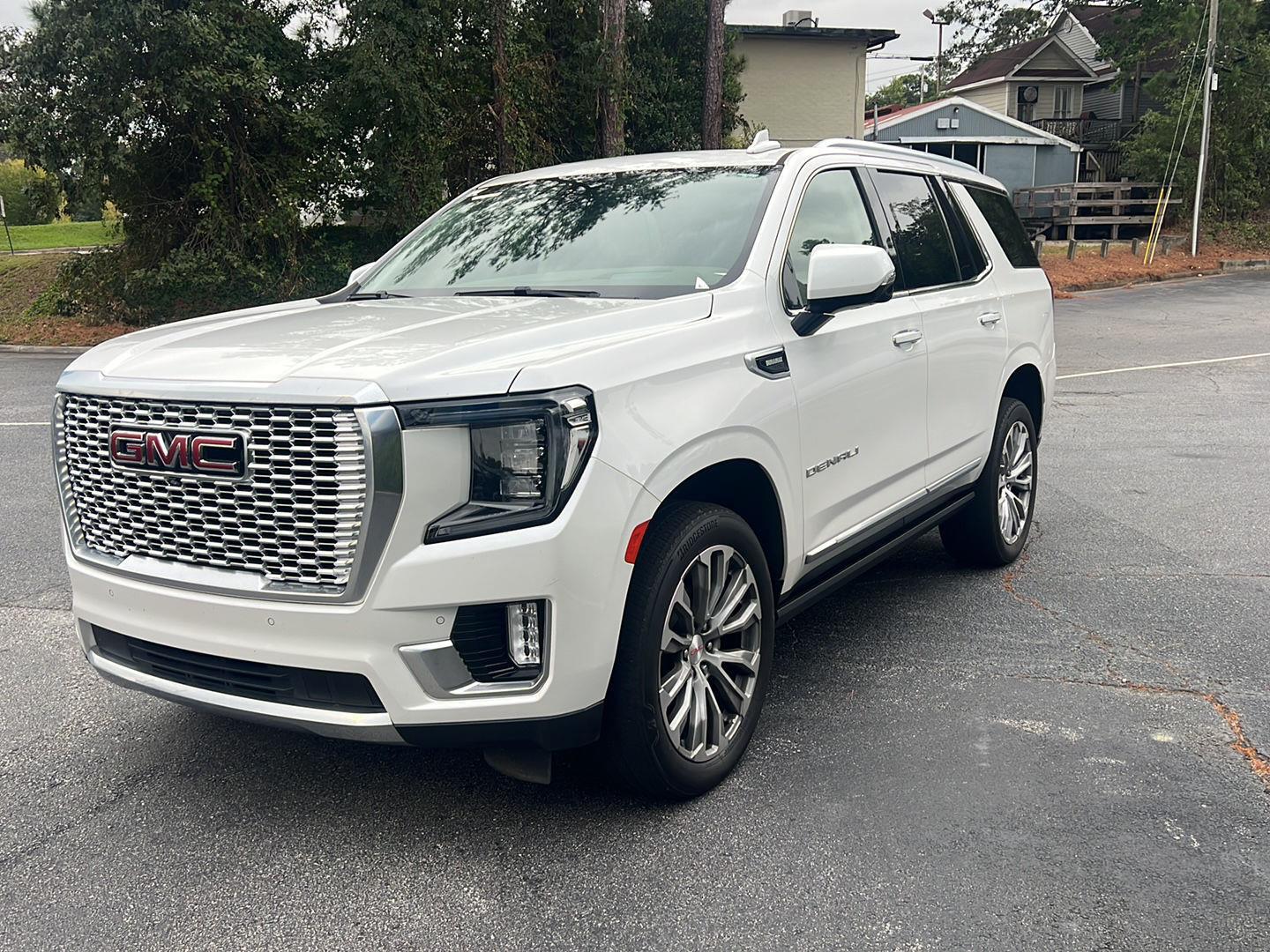 2022 Gmc Yukon Denali photo 2