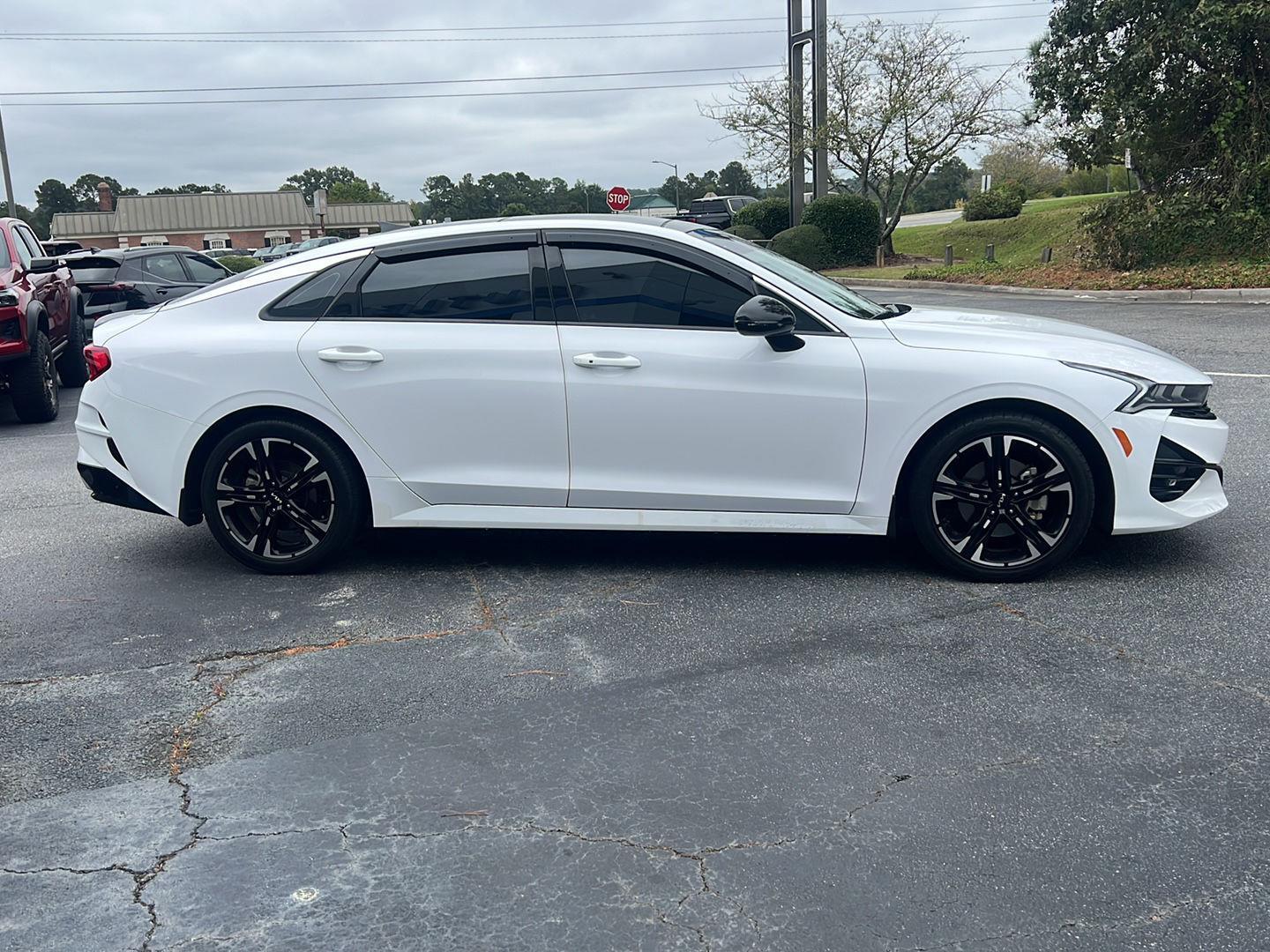 2022 Kia K5 GT-Line photo 4