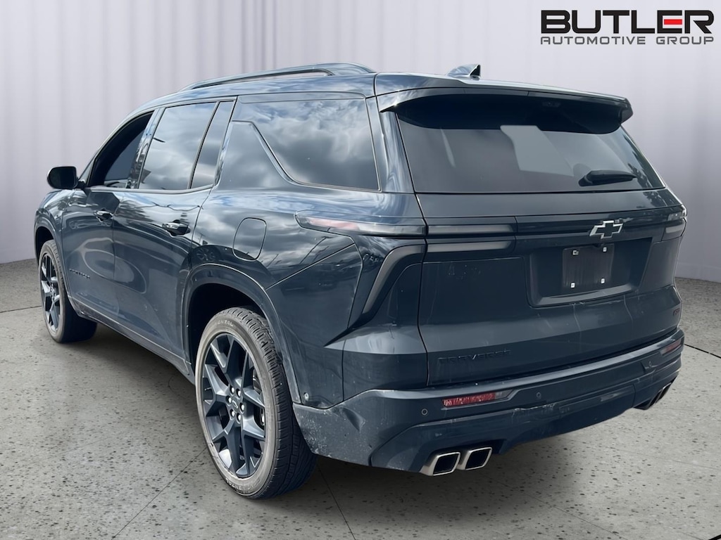 New 2024 Chevrolet Traverse FWD RS SUV