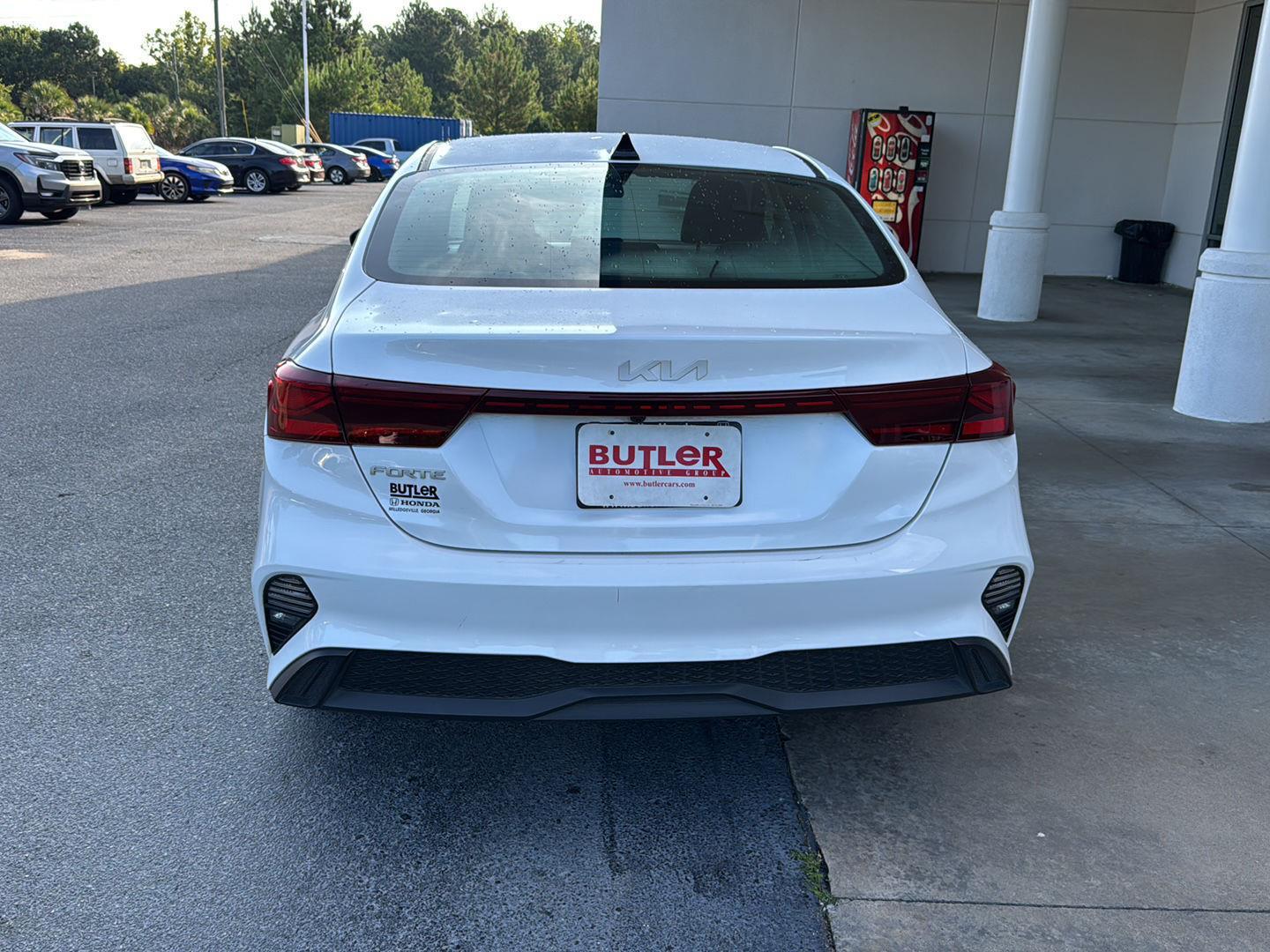 2024 Kia Forte LXS photo 4