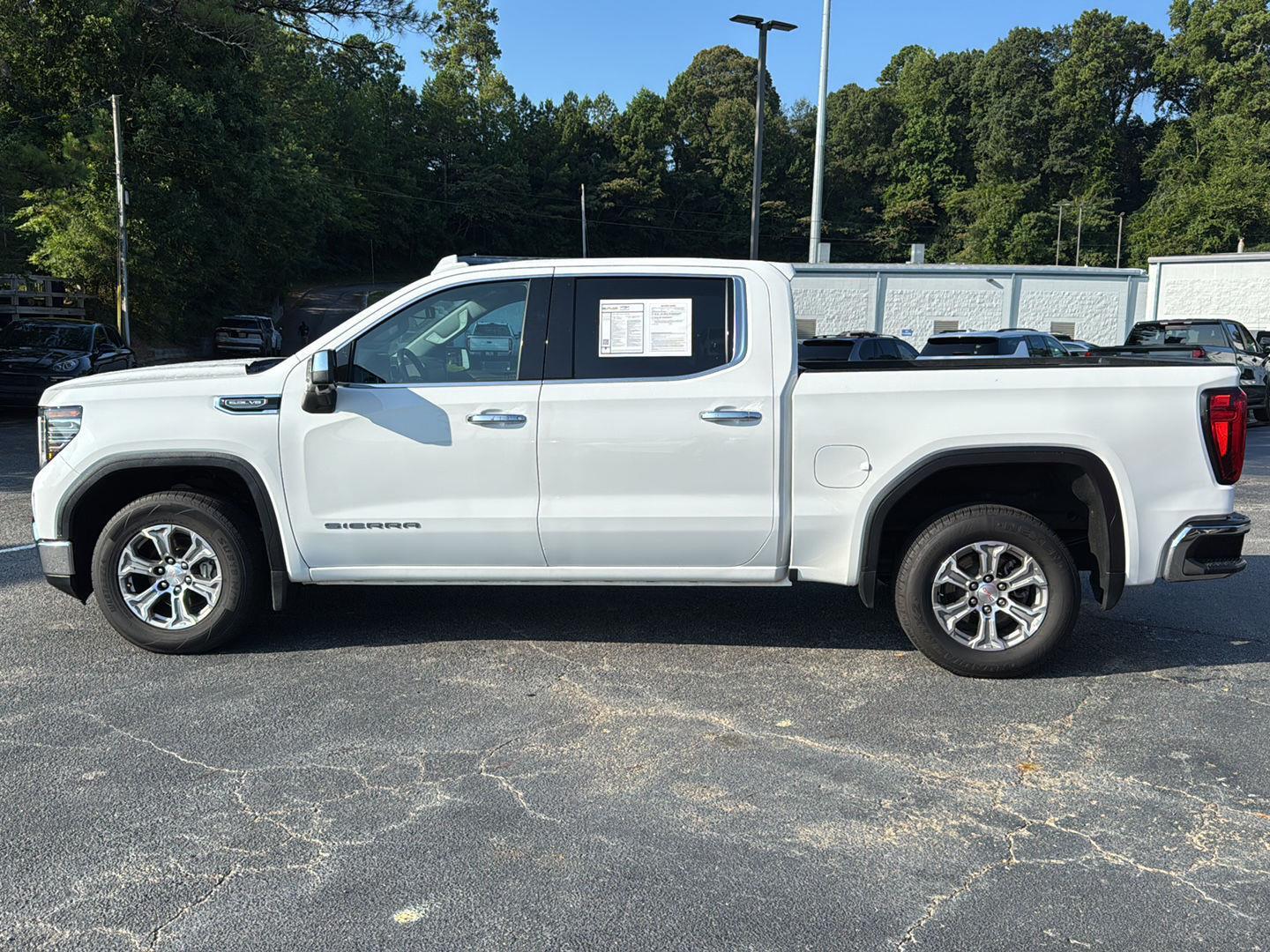 2024 Gmc Sierra 1500 SLT photo 3