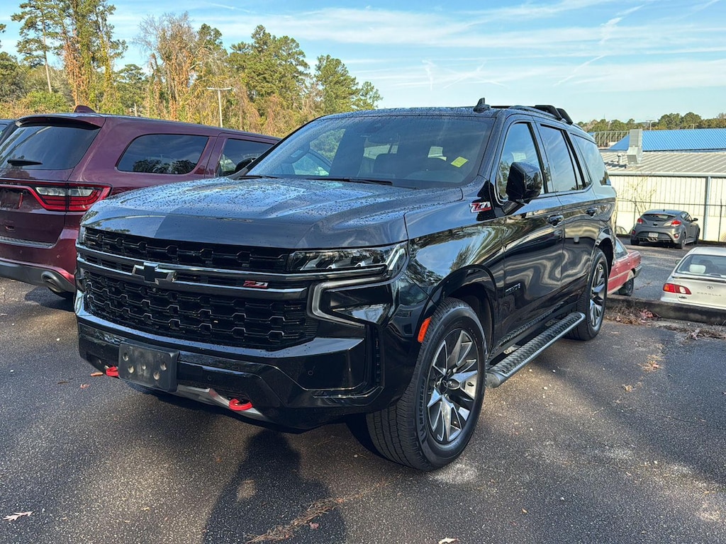 2021 Chevrolet Tahoe Z71 photo 2