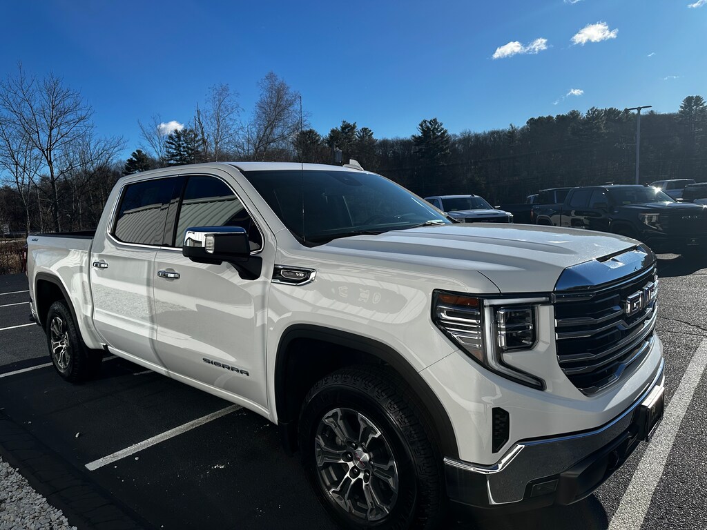 Used 2024 GMC Sierra 1500 SLT Truck Crew Cab