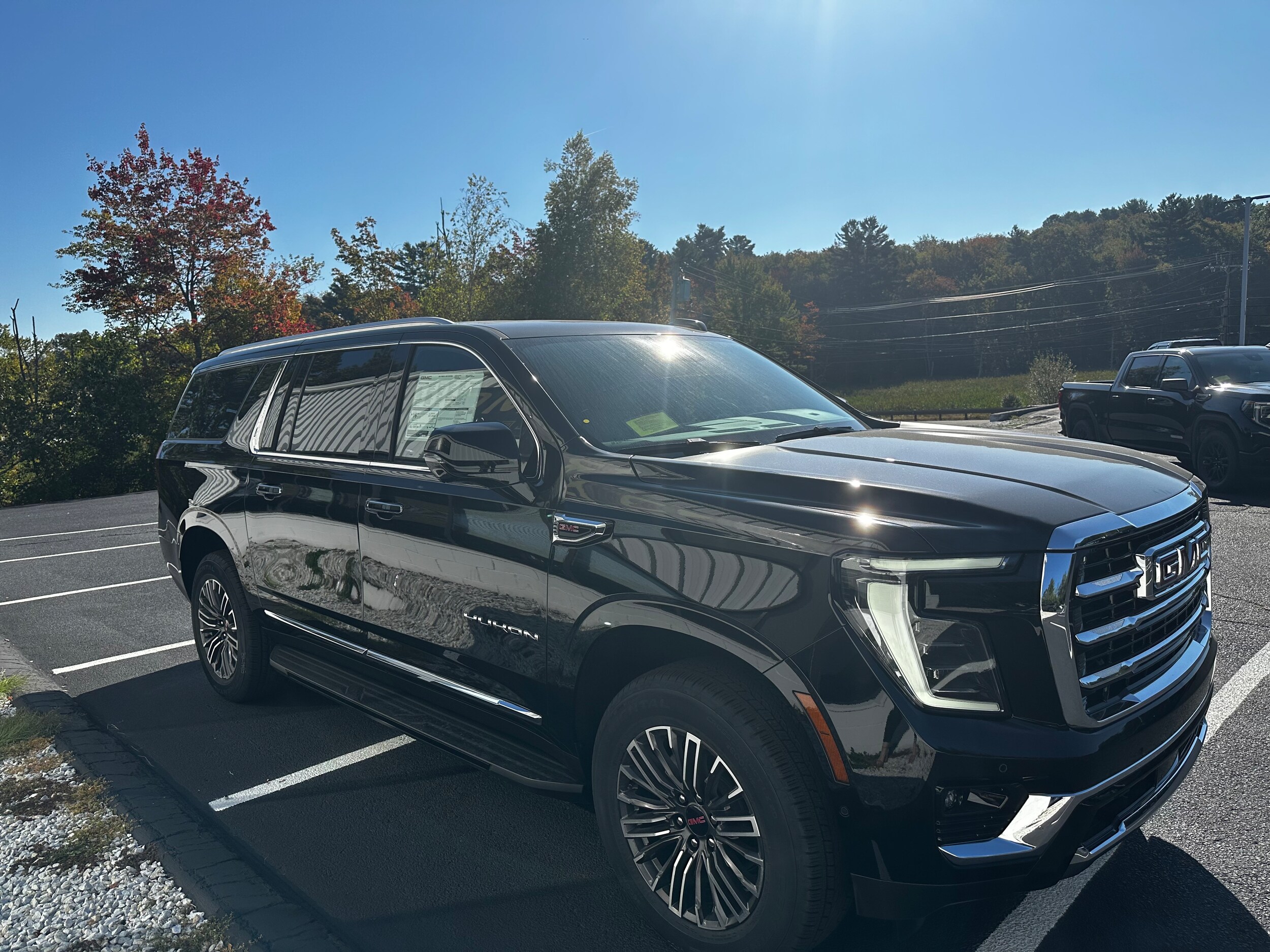 2026 Gmc Yukon XL photo 2