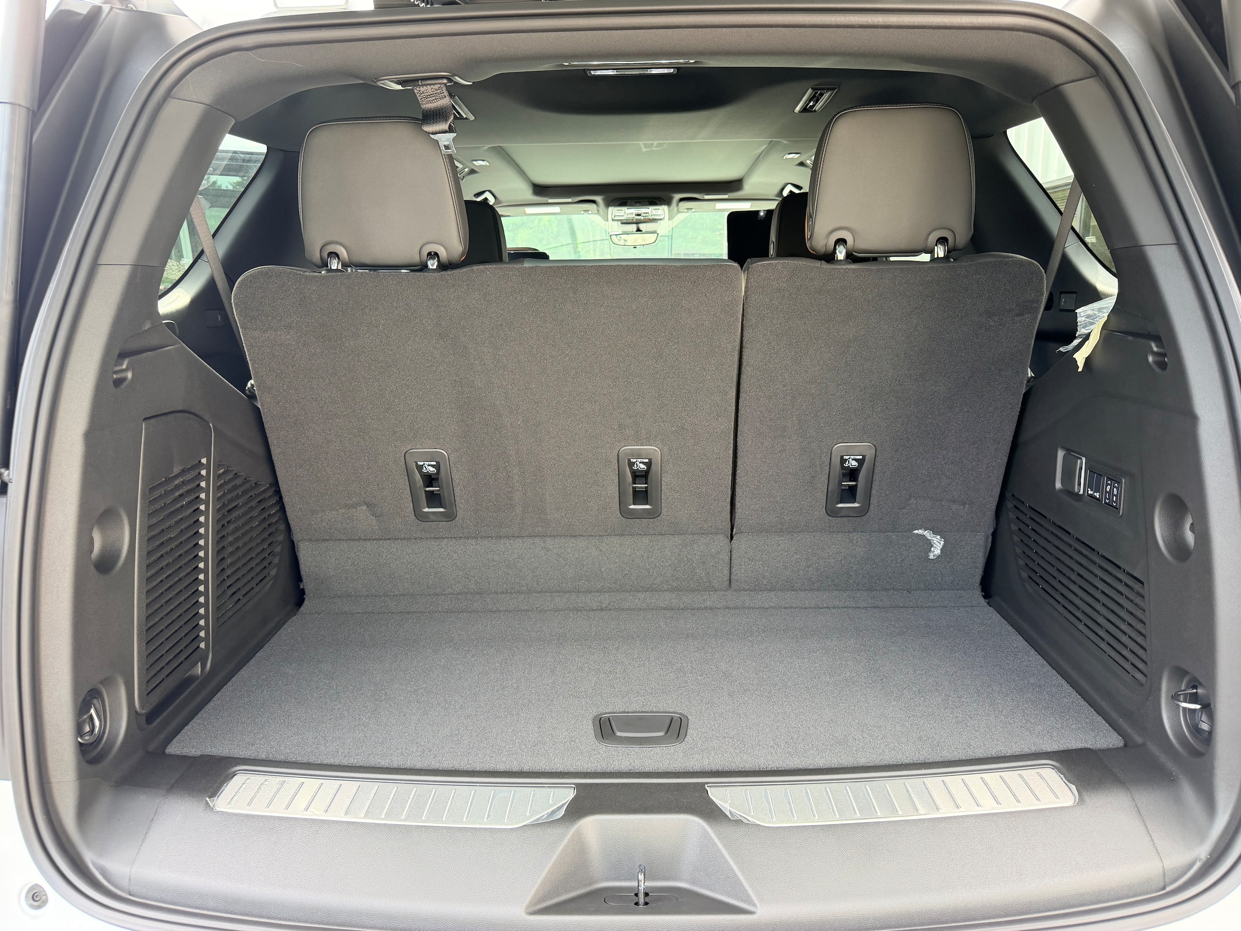 2026 GMC Yukon AT4 - Photo 32