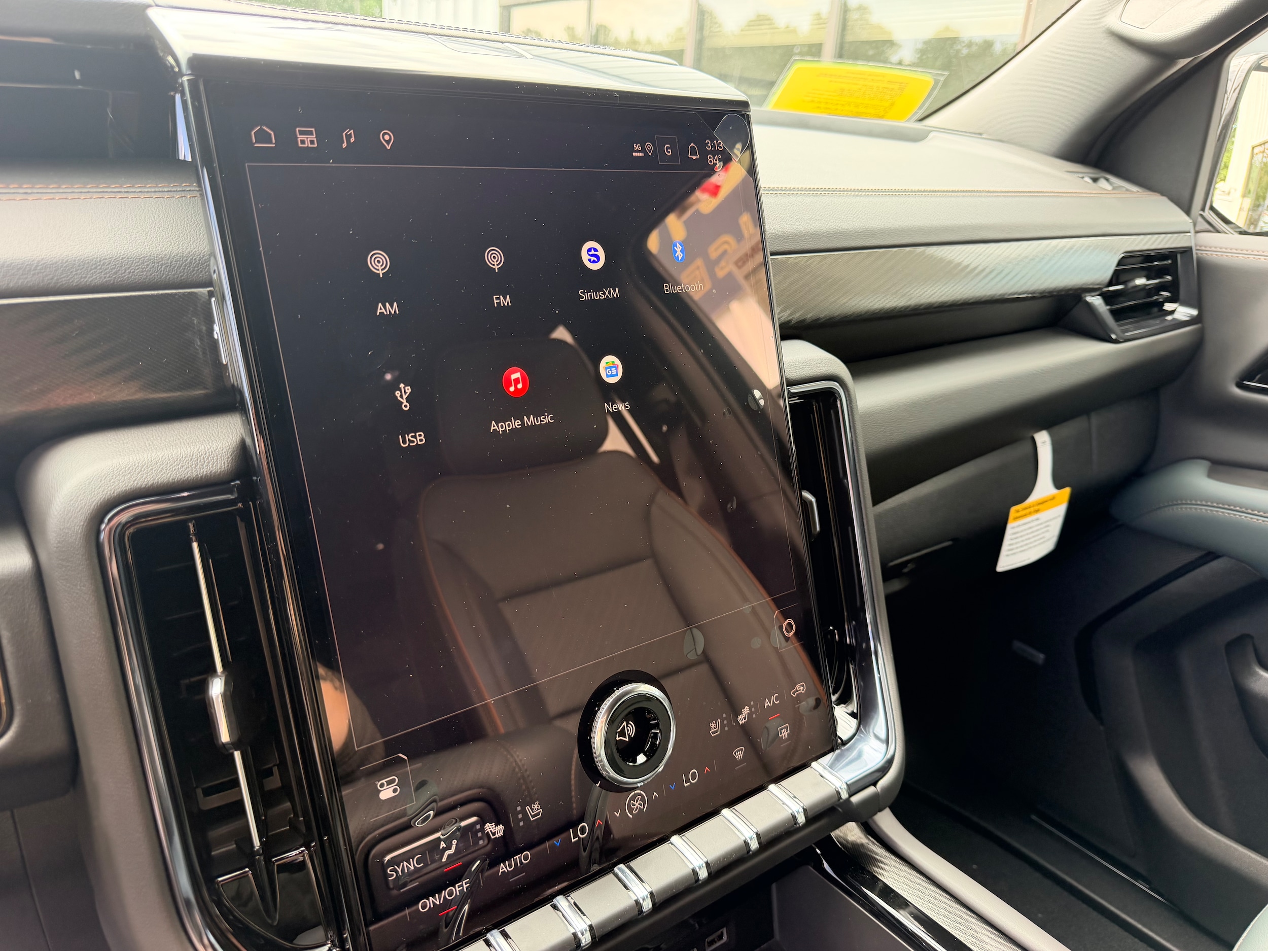 2026 GMC Yukon AT4 - Photo 23