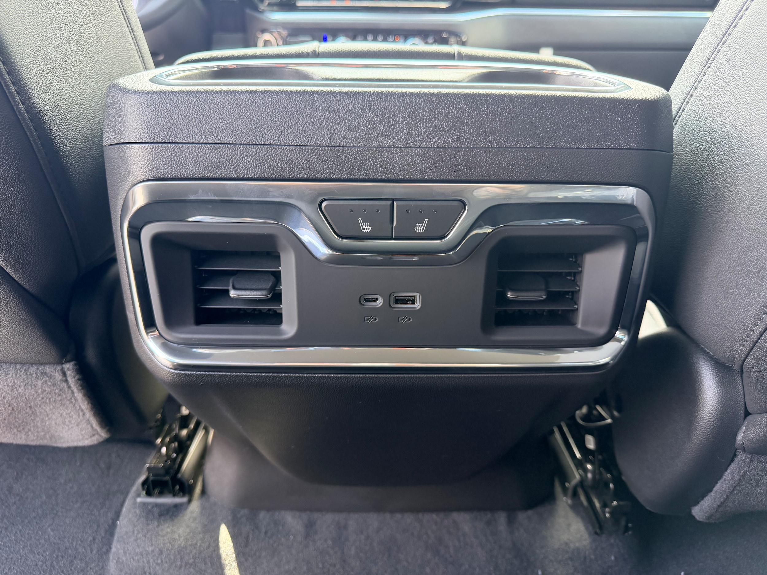 2026 GMC Sierra 1500 SLT - Photo 23
