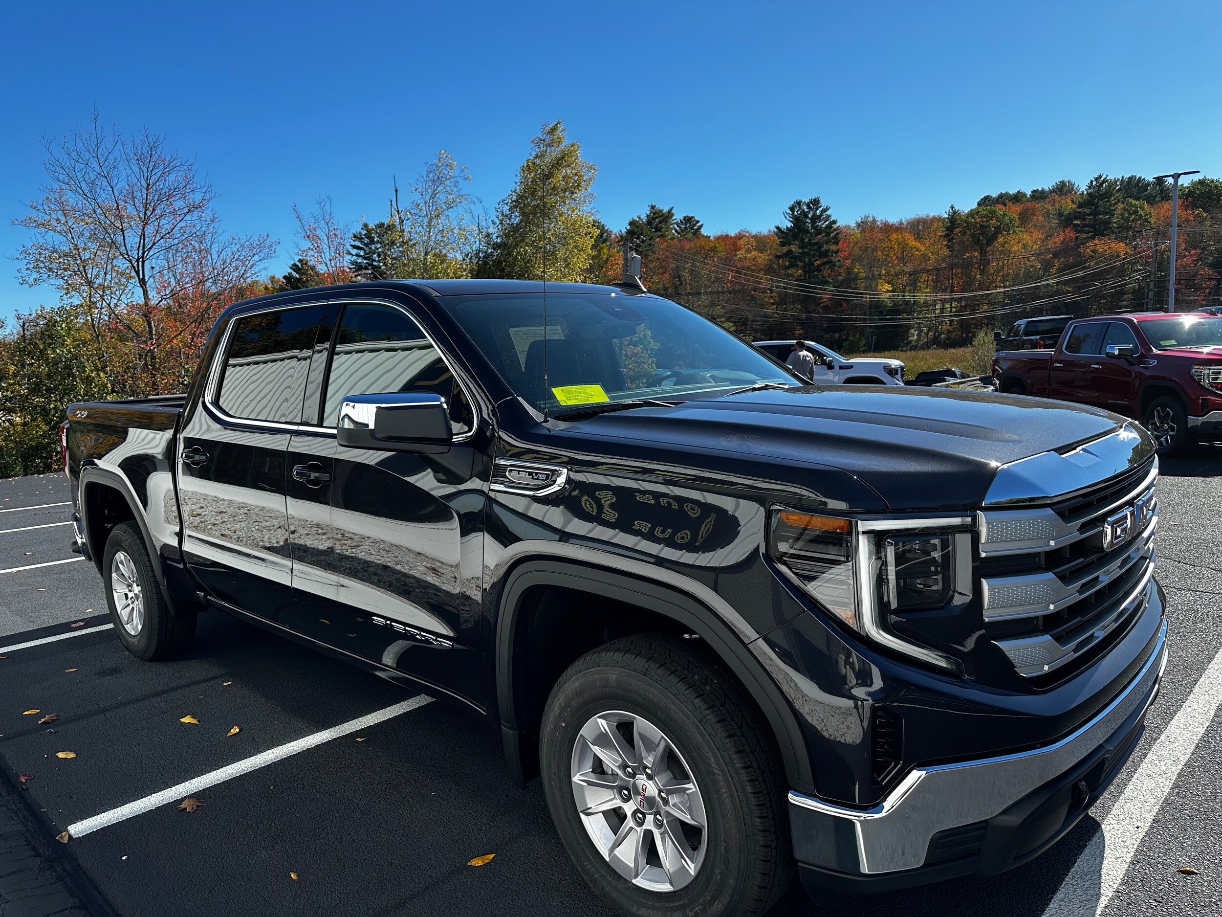 2026 Gmc Sierra 1500 SLE photo 2
