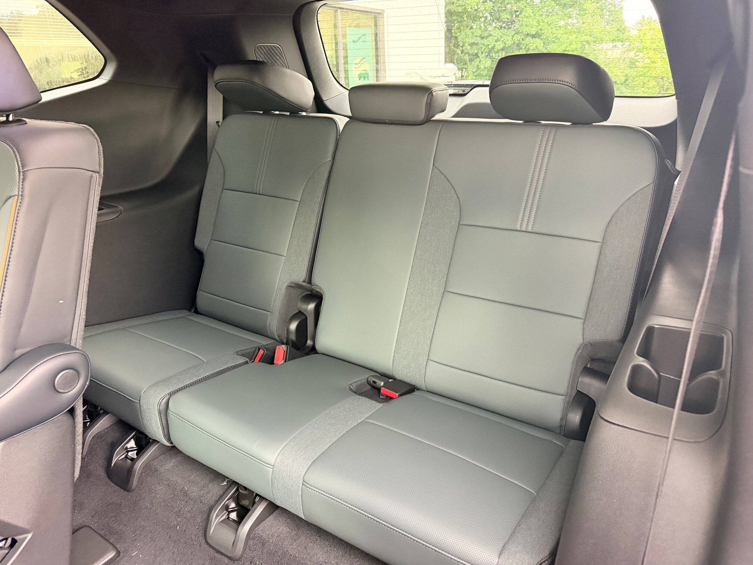 2027 GMC Acadia AT4 - Photo 30