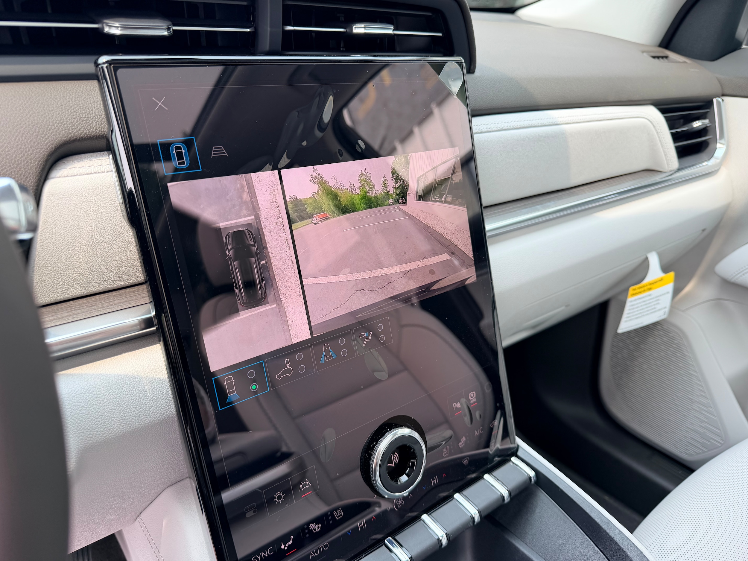 2027 GMC Terrain Denali - Photo 18