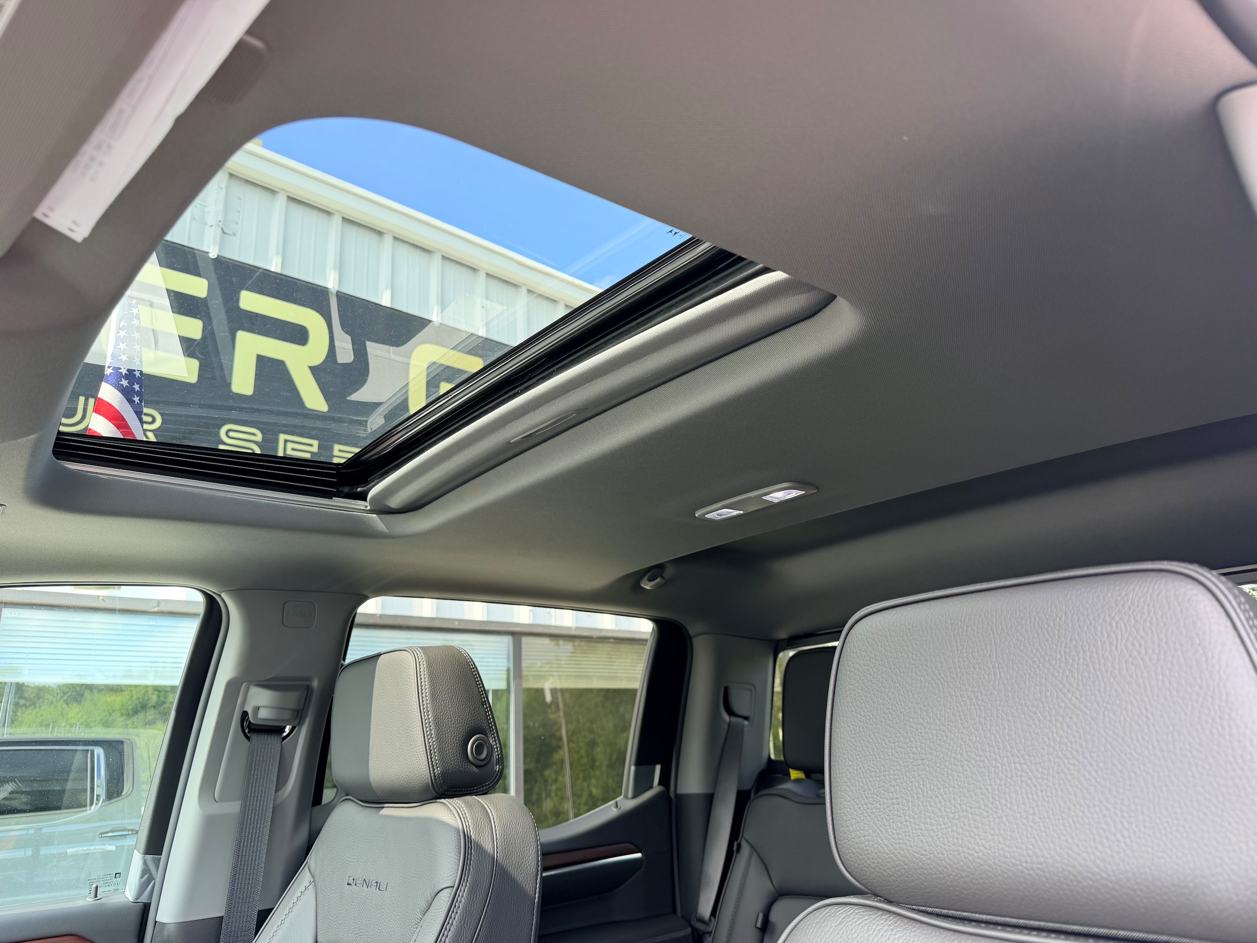 2026 GMC Sierra 1500 Denali - Photo 10