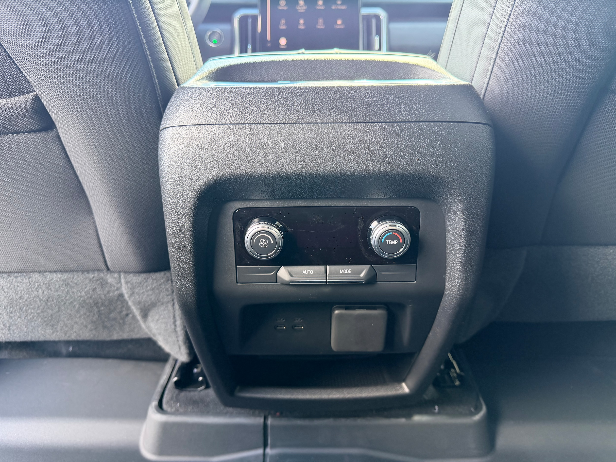 2026 GMC Acadia Elevation - Photo 25