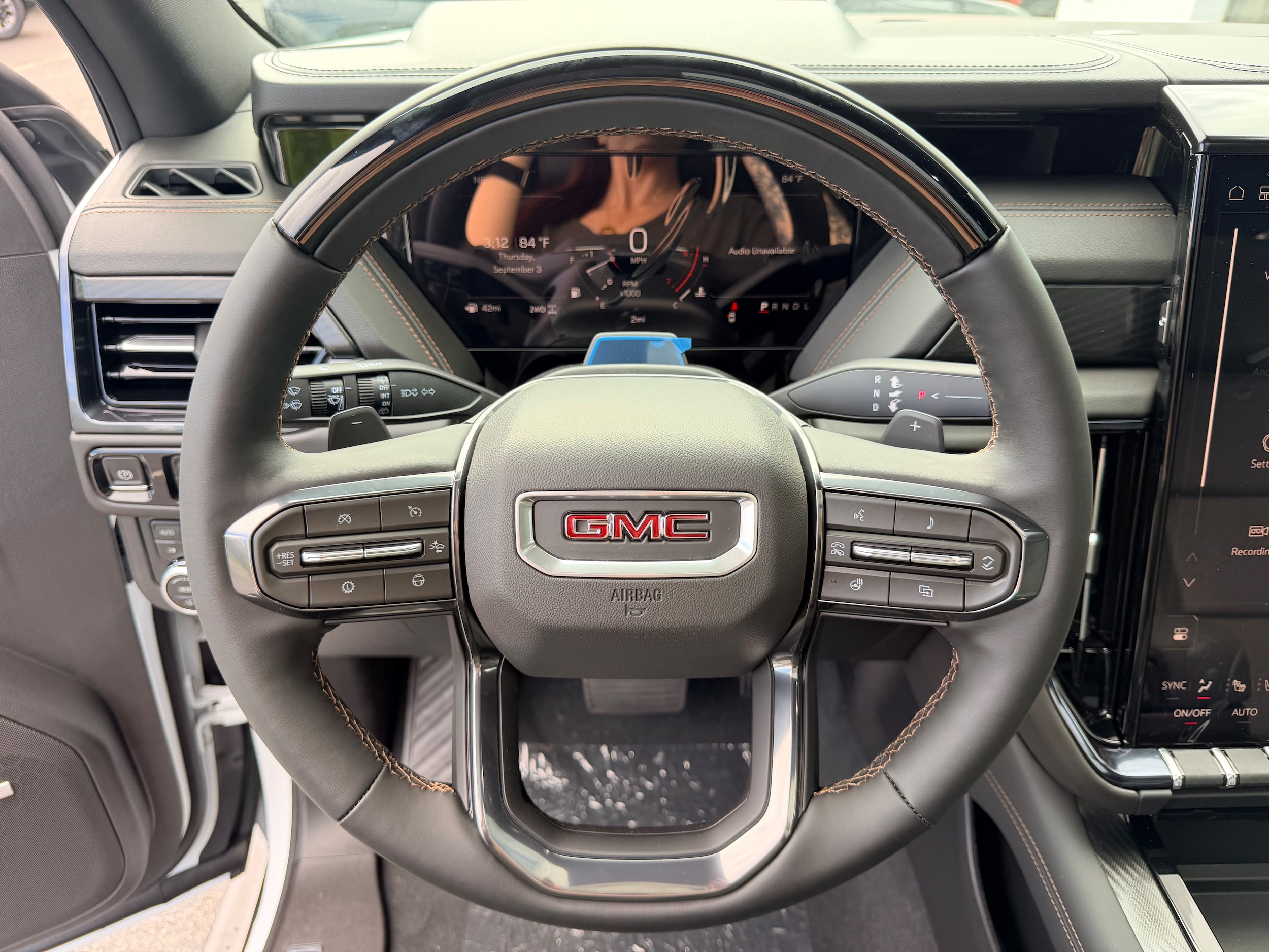 2026 GMC Yukon AT4 - Photo 12