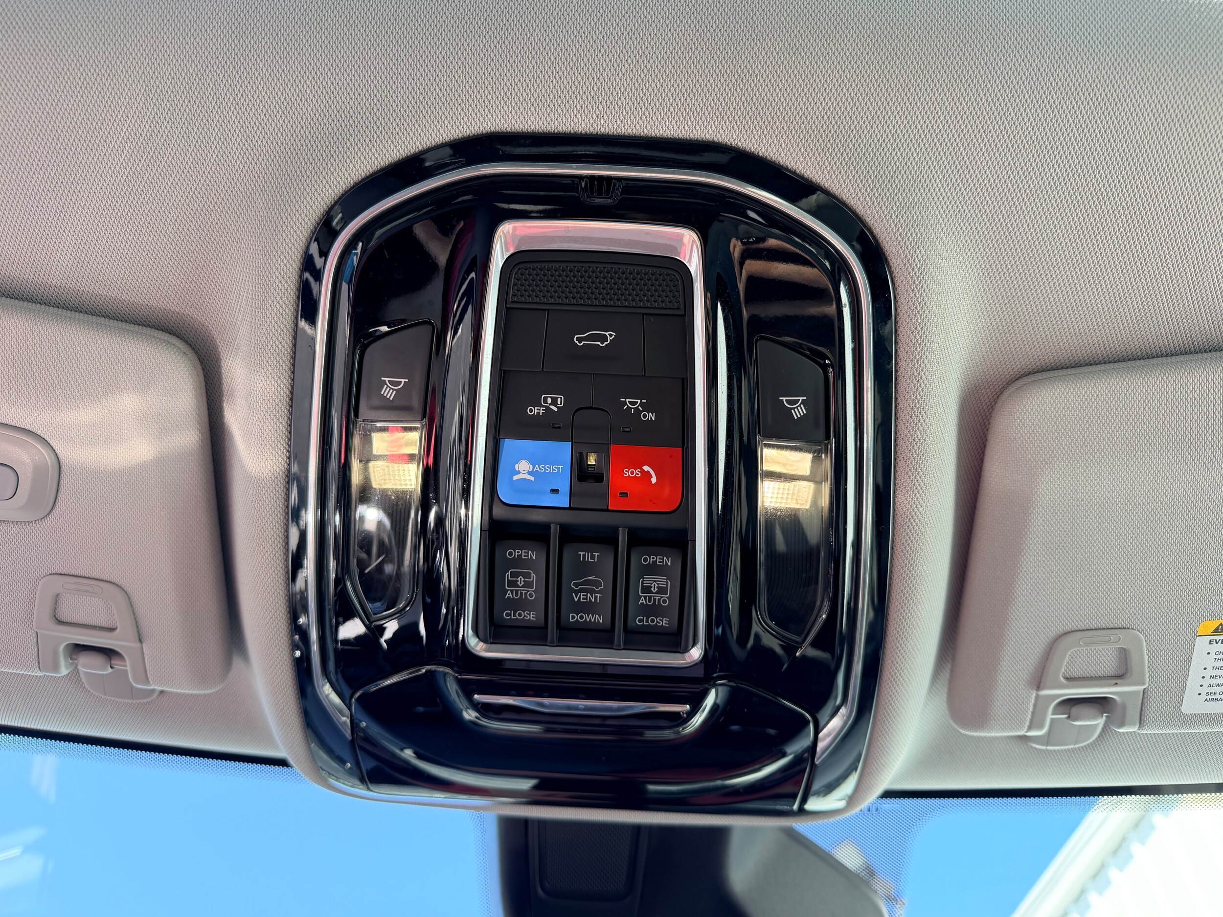2023 Jeep Grand Cherokee Overland - Photo 22