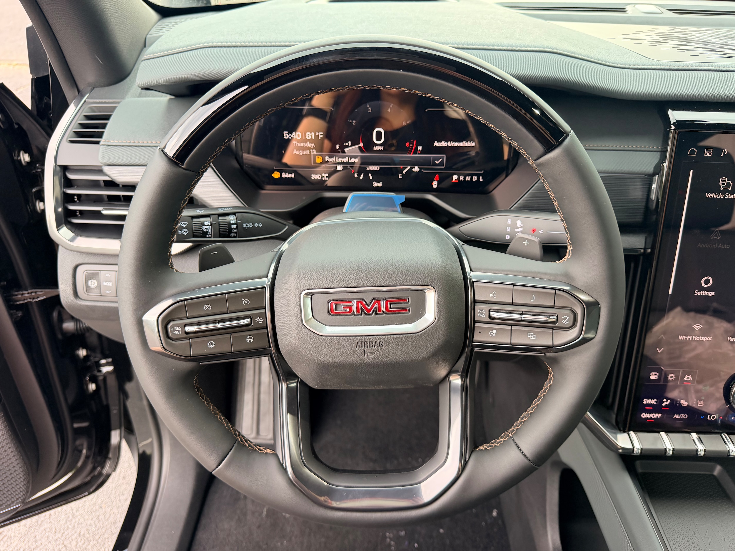 2027 GMC Acadia AT4 - Photo 10