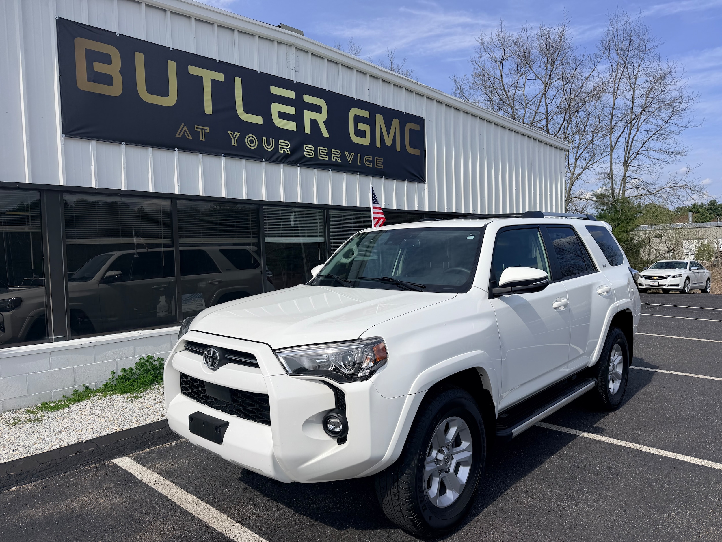 2022 Toyota 4Runner SR5 Premium 4WD V6's photo