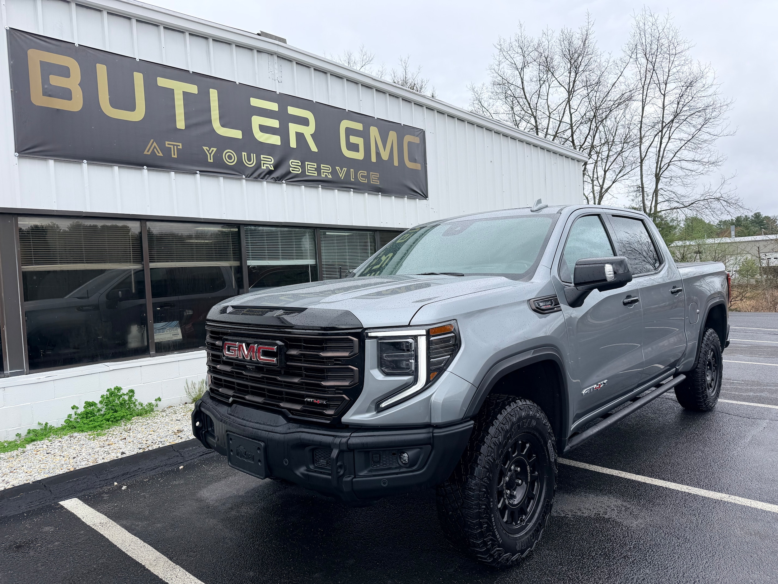 2026 GMC Sierra 4WD Crew Cab Short Box AT4X's photo