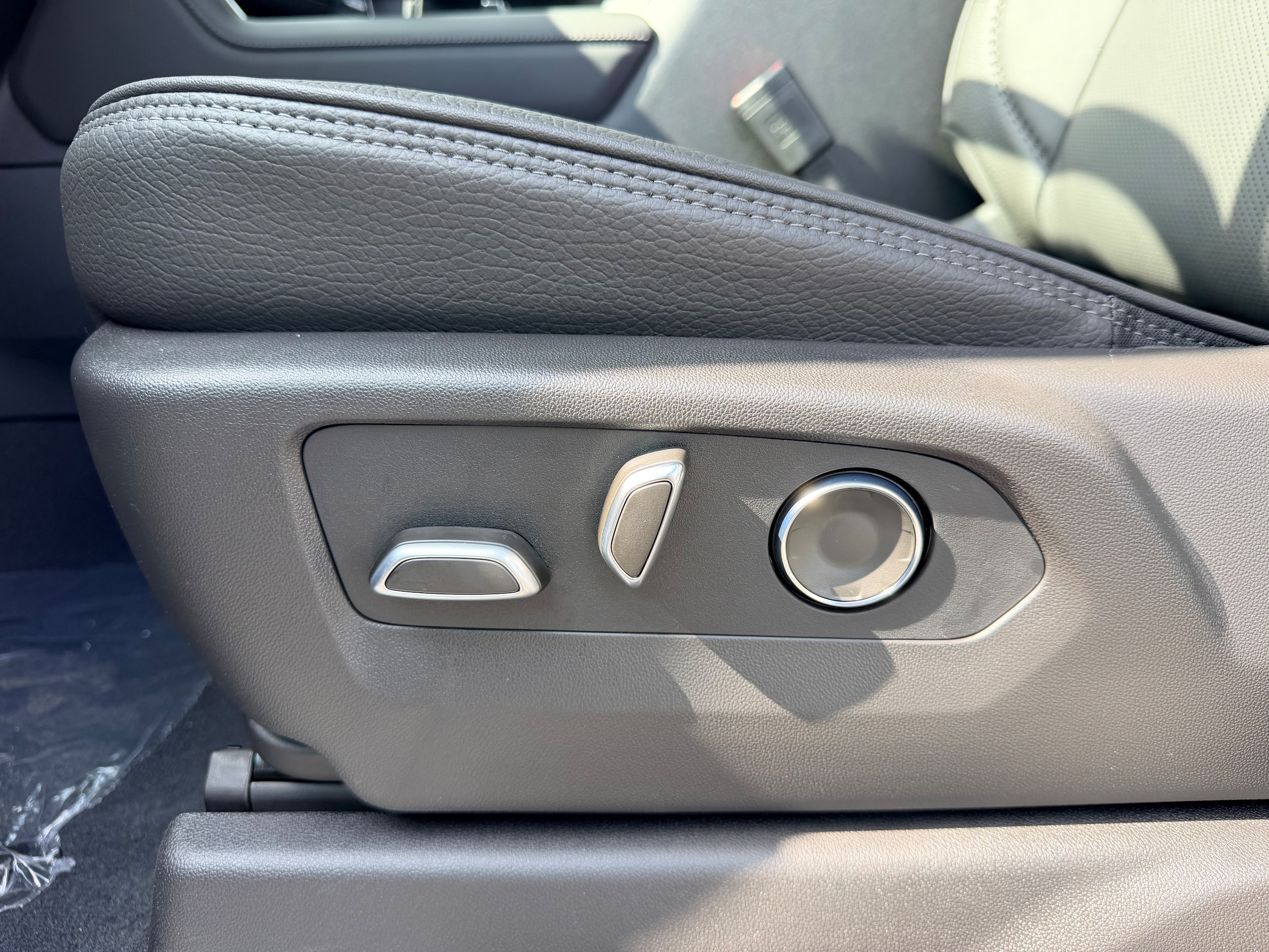 2026 GMC Sierra 1500 Denali - Photo 9