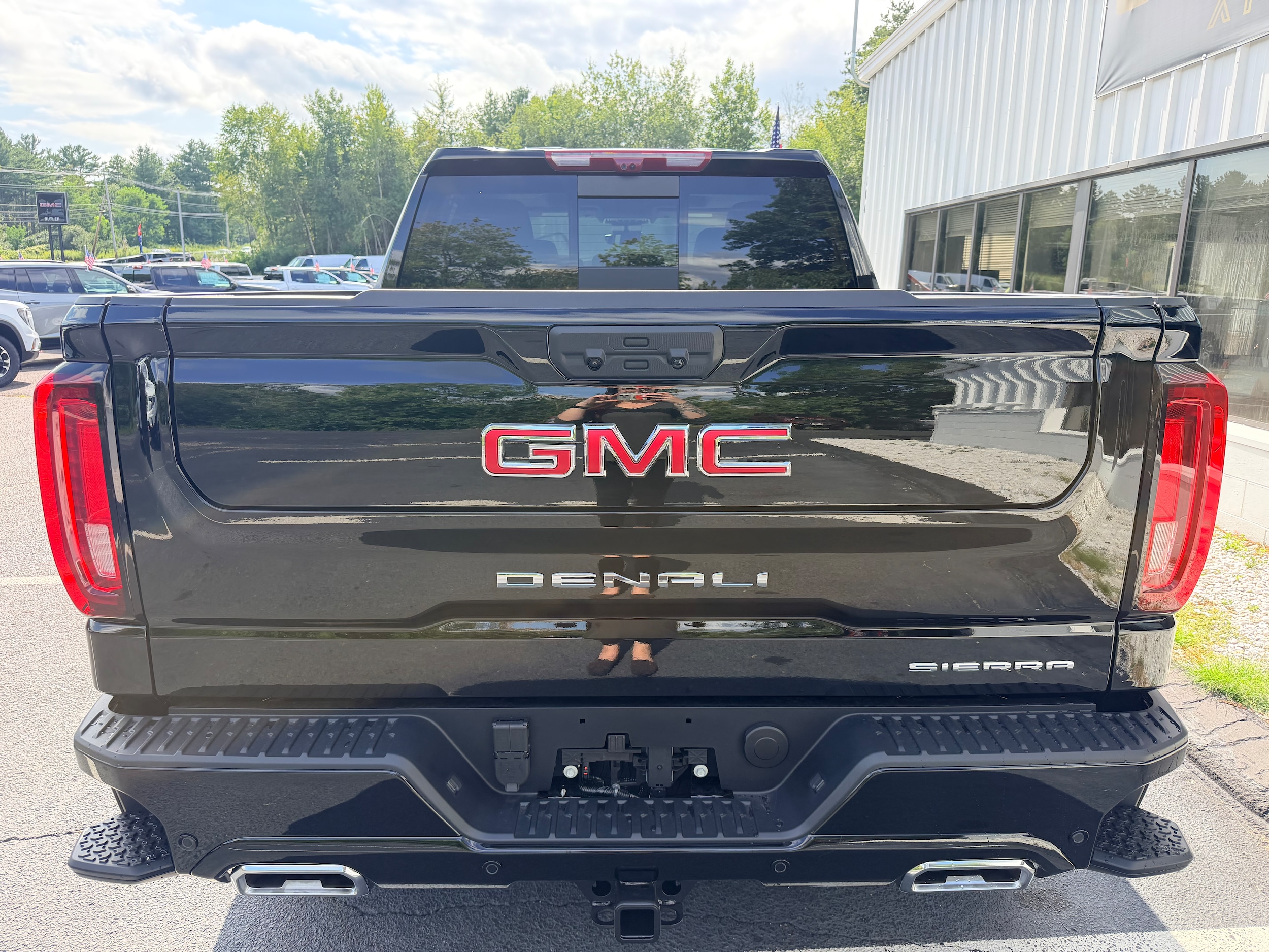 2026 GMC Sierra 1500 Denali - Photo 5