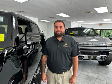 Staff member Joel Amoros from ID_d6d225