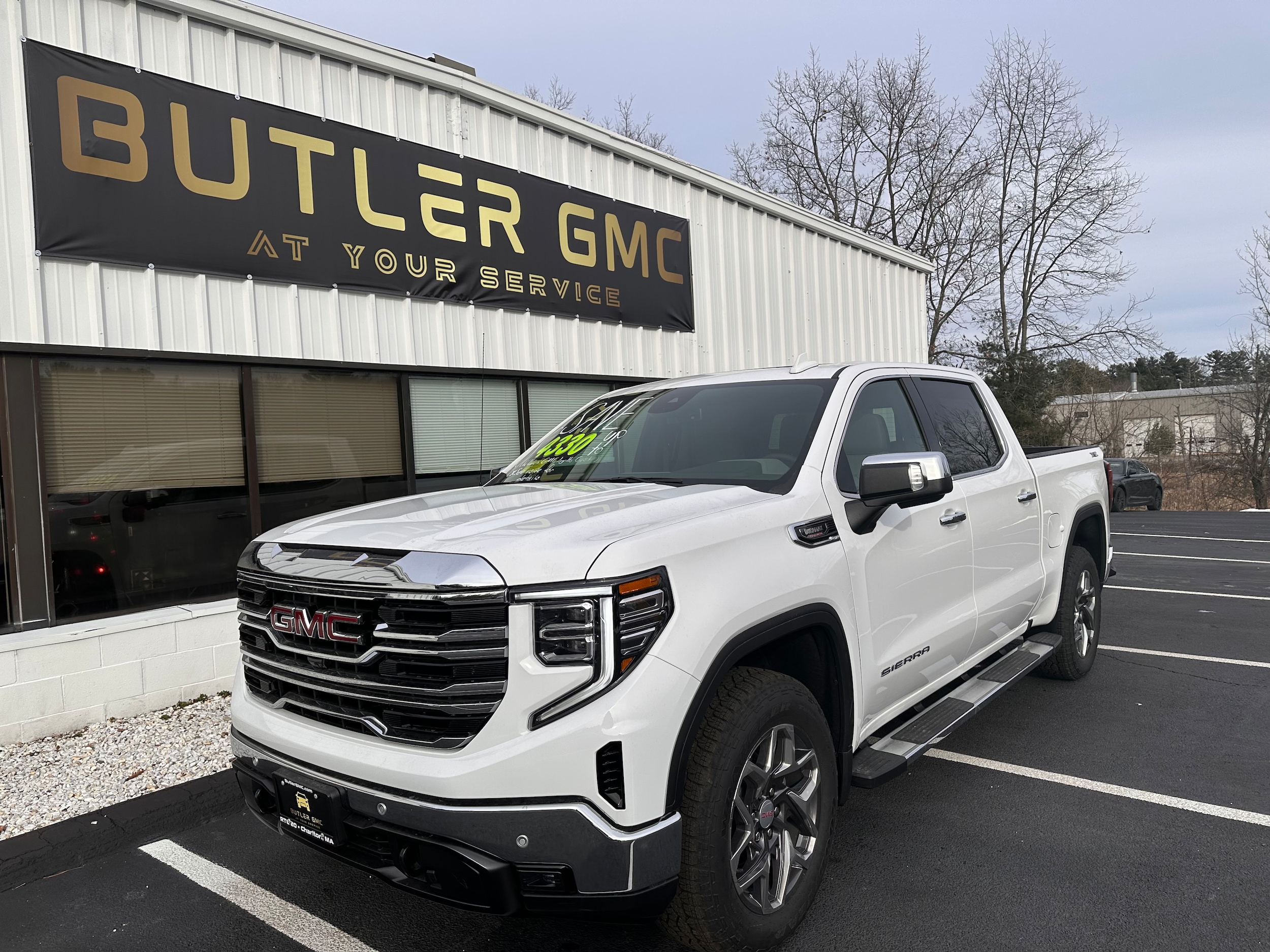 2026 GMC Sierra 1500 SLT's photo