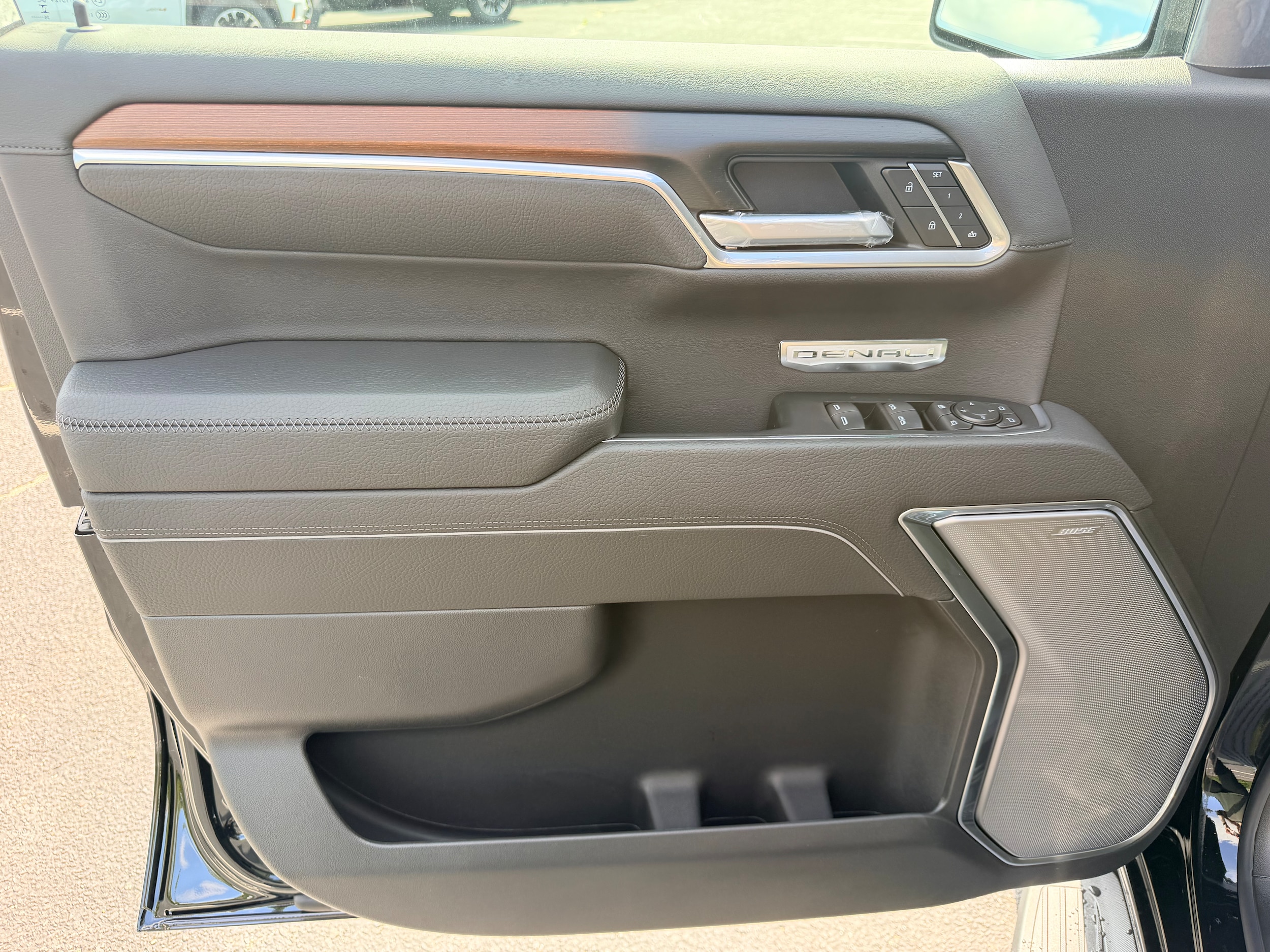 2026 GMC Sierra 1500 Denali - Photo 6