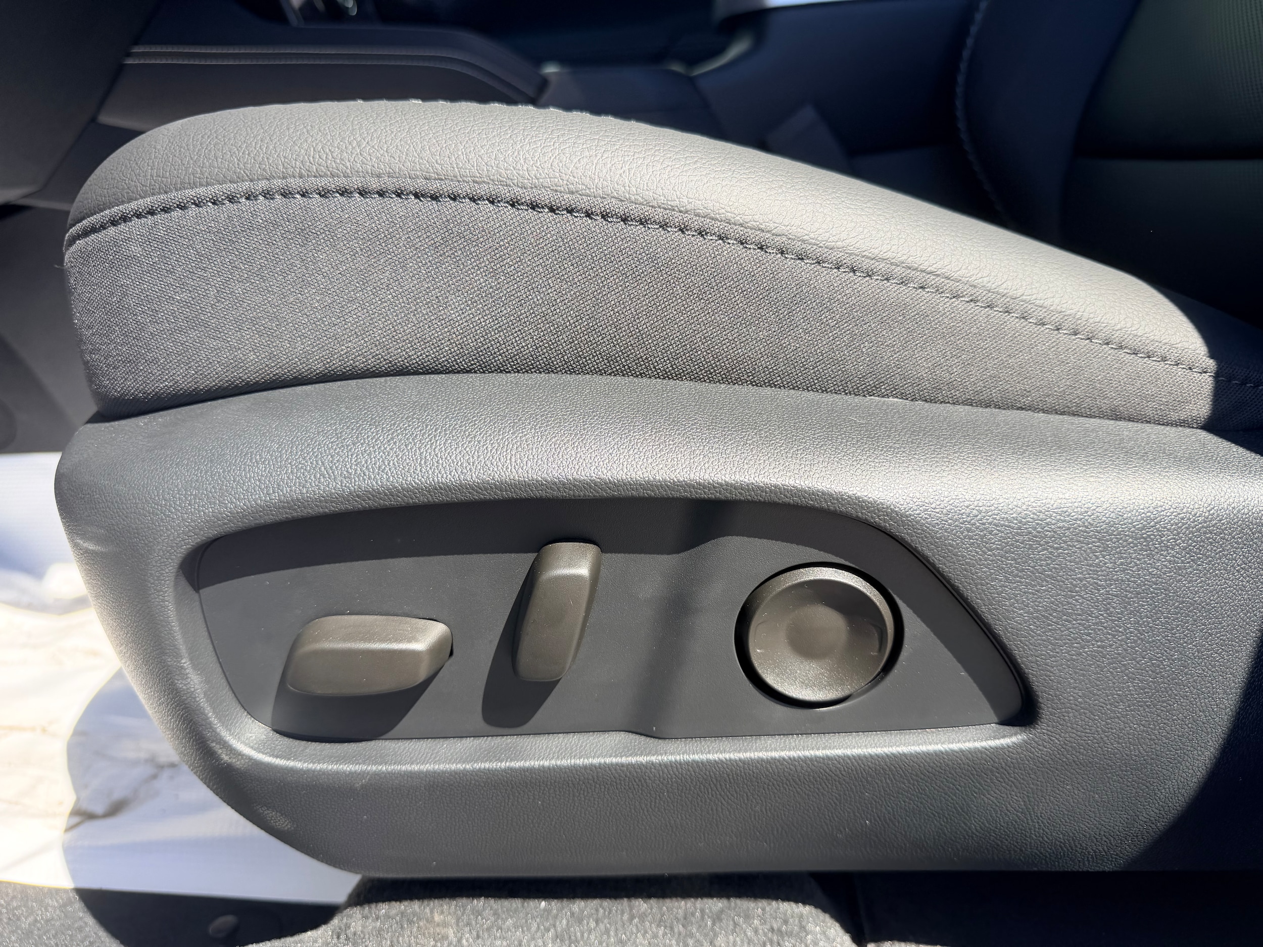 2026 GMC Terrain Denali - Photo 9
