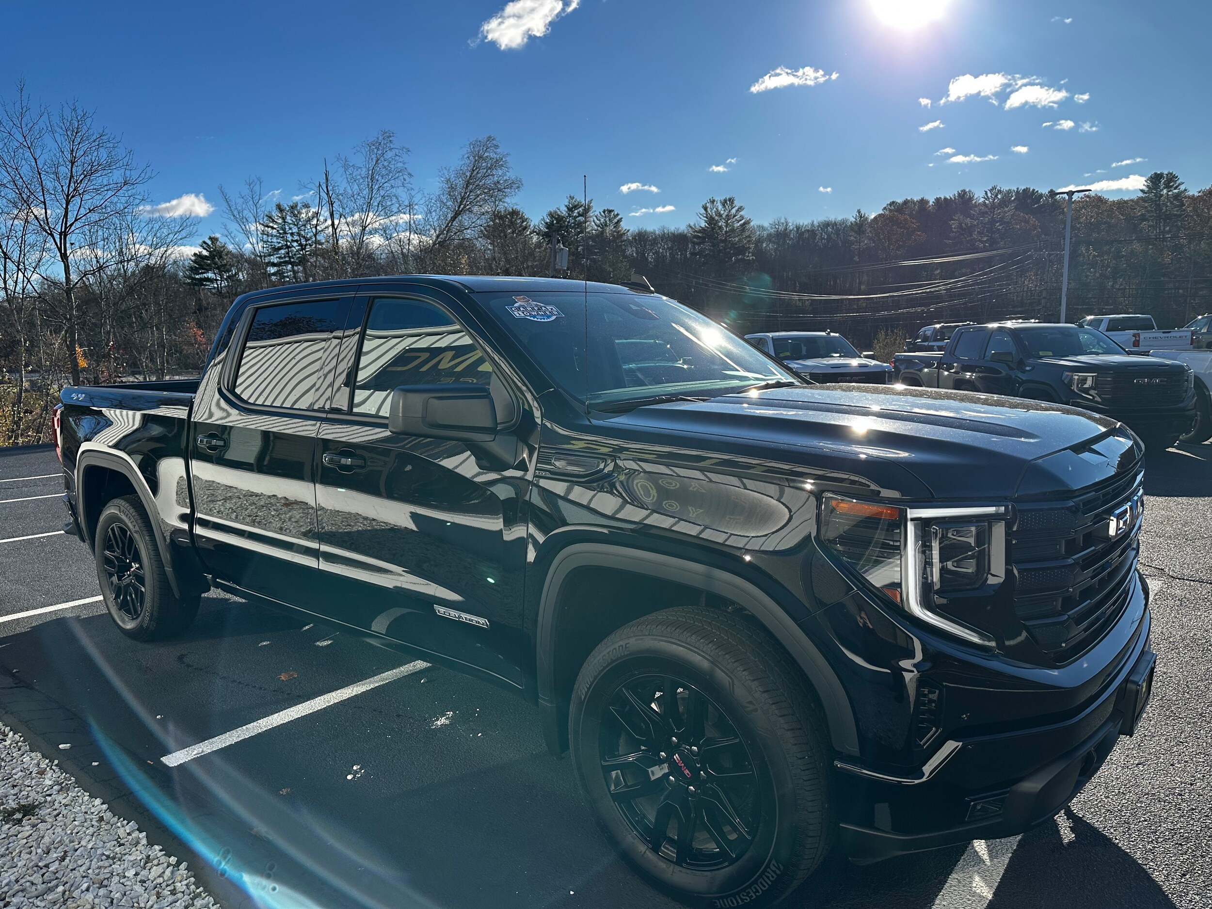 2024 Gmc Sierra 1500 Elevation photo 2