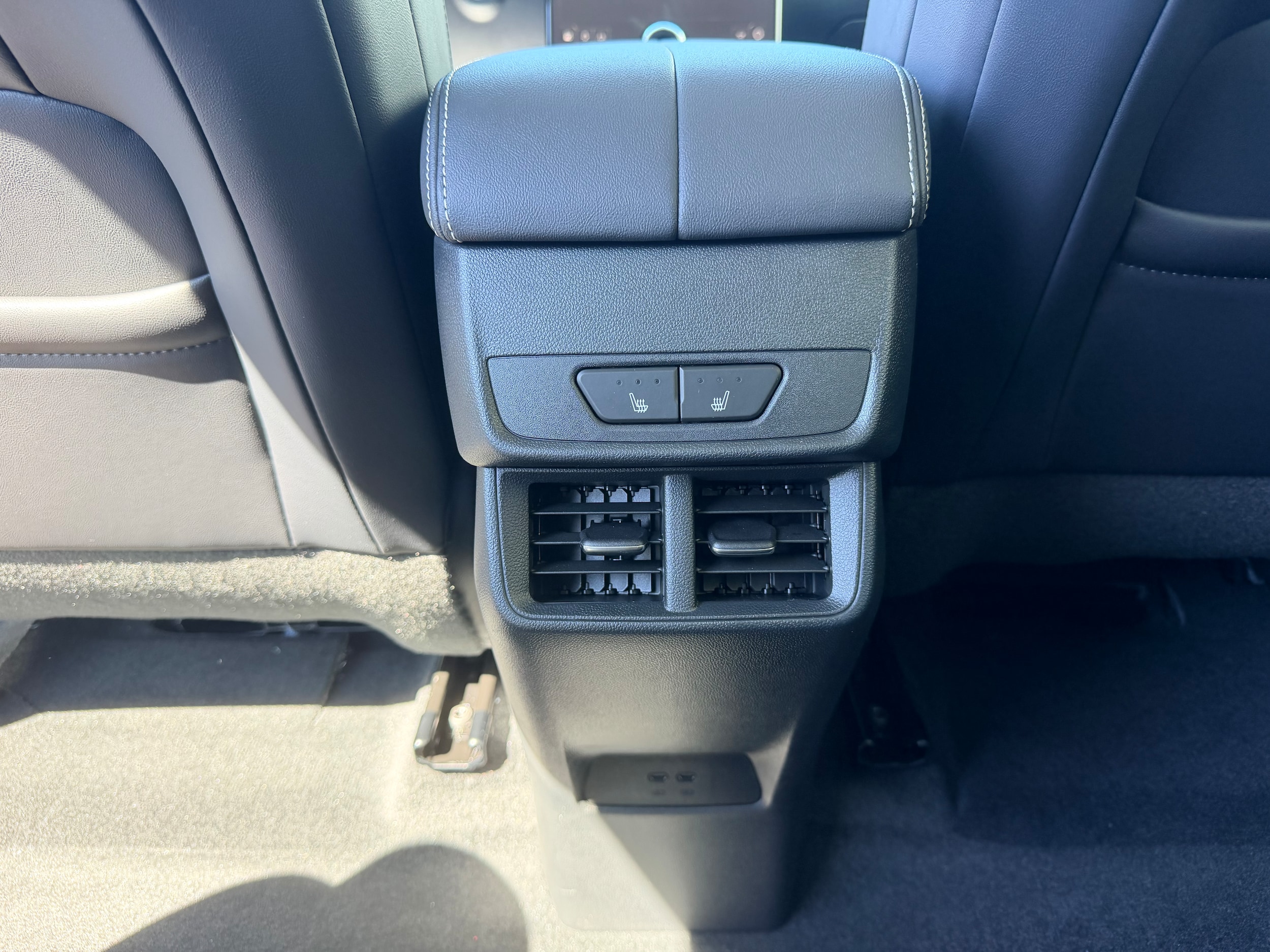 2026 GMC Terrain Denali - Photo 24