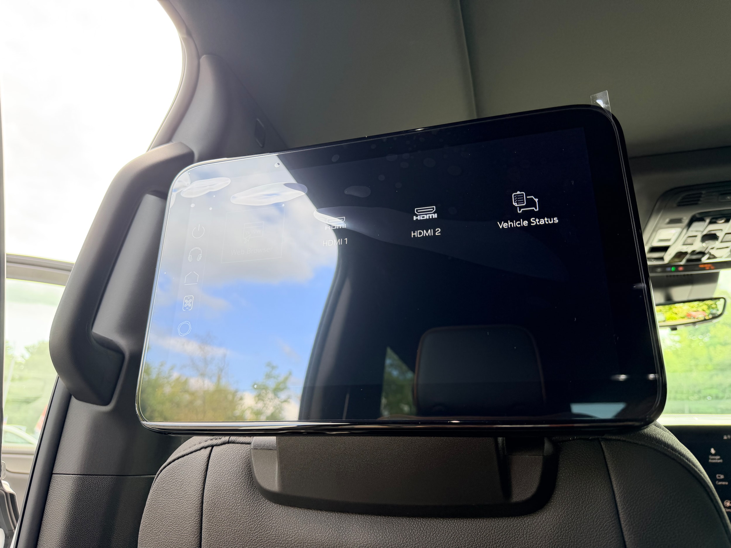 2026 GMC Yukon AT4 - Photo 29