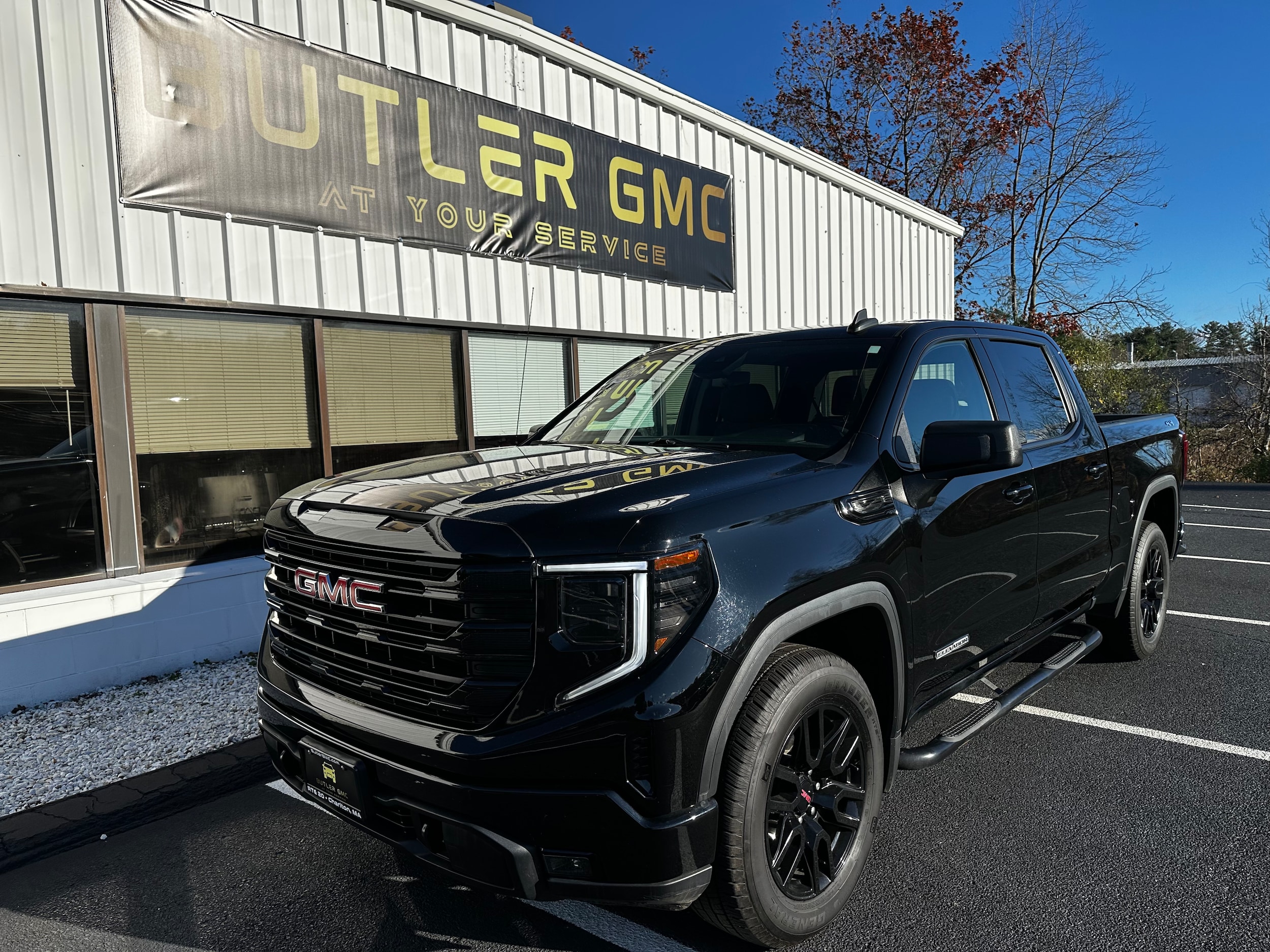 2023 GMC Sierra 1500 Elevation's photo