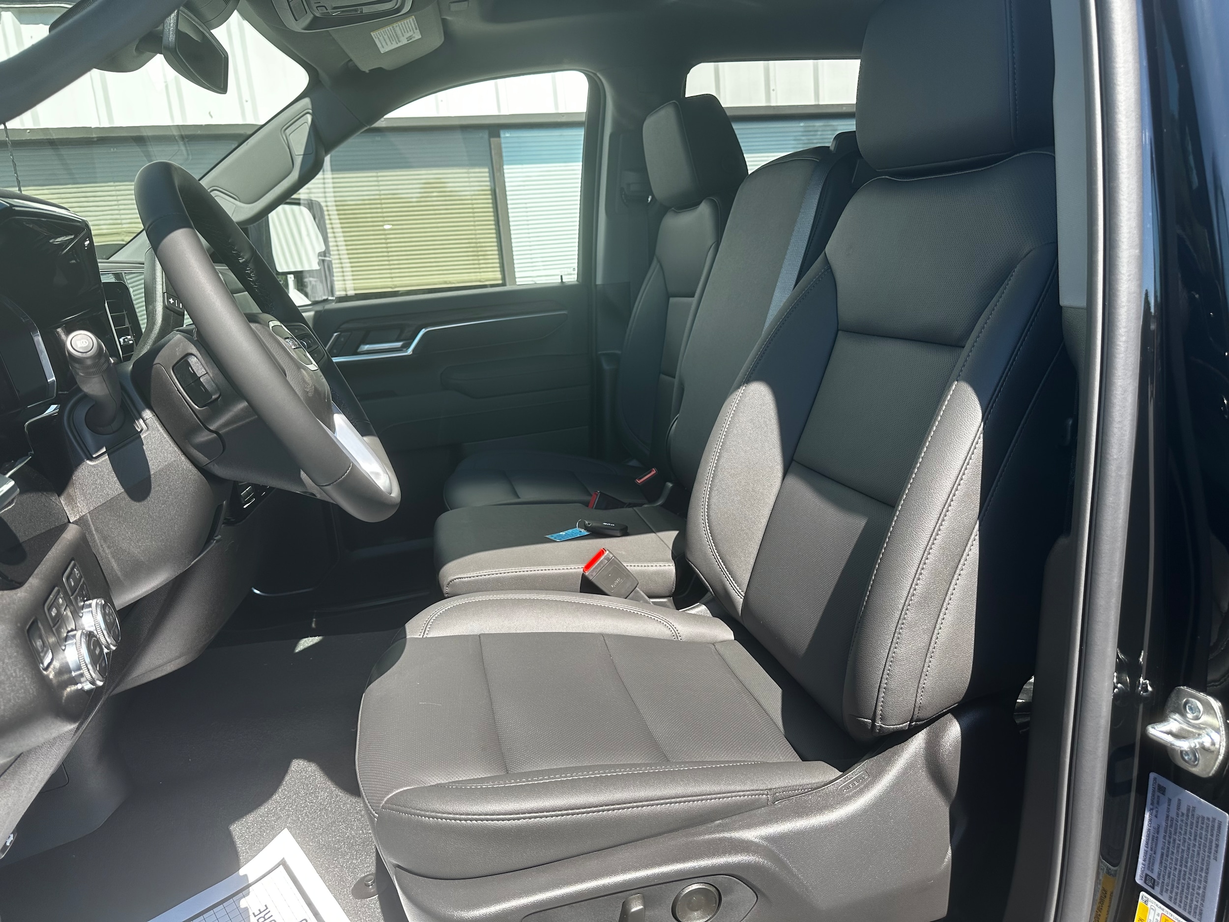 2026 GMC Sierra 2500HD SLT - Photo 8