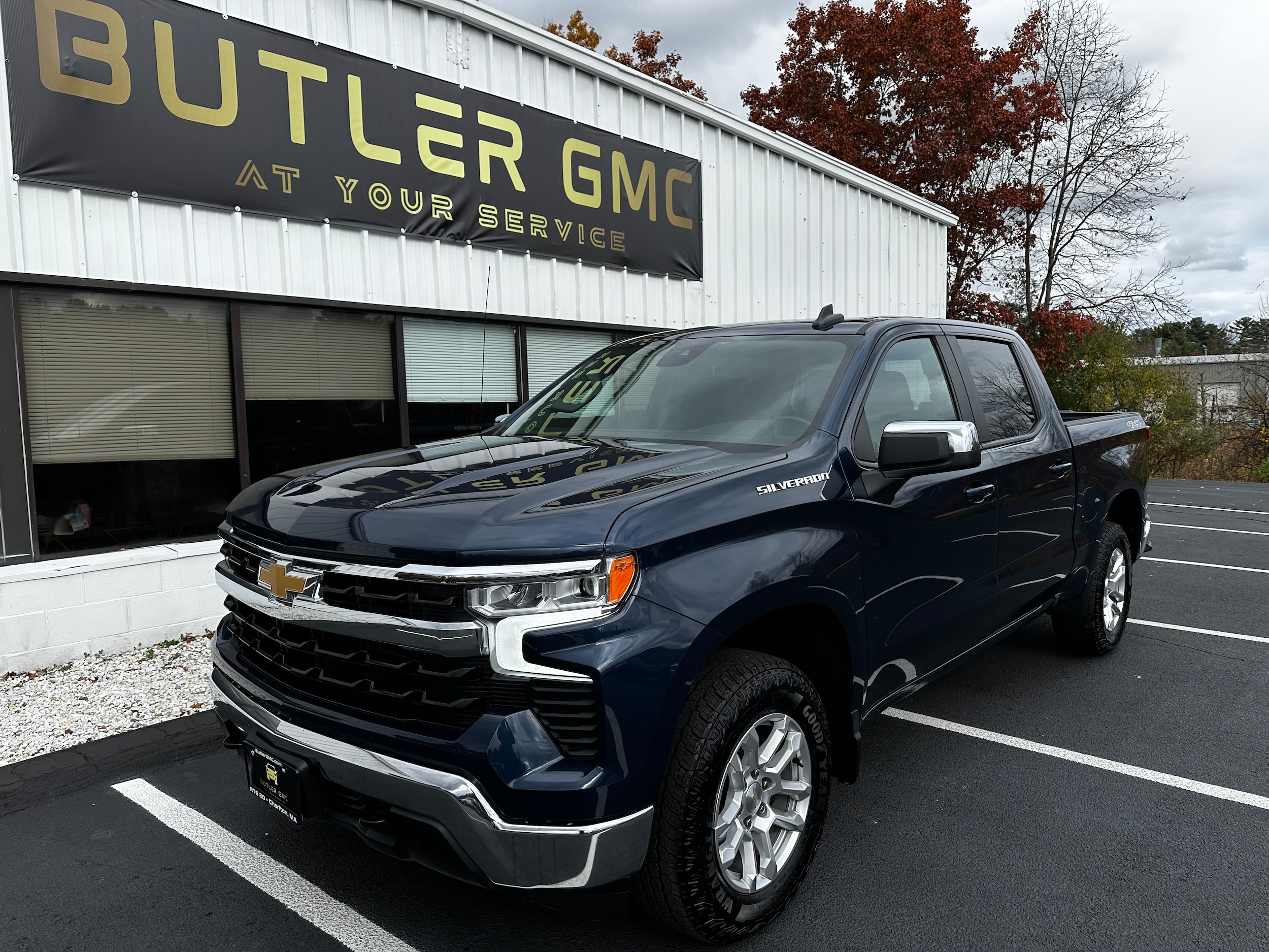 2022 Chevrolet Silverado 1500 LT's photo