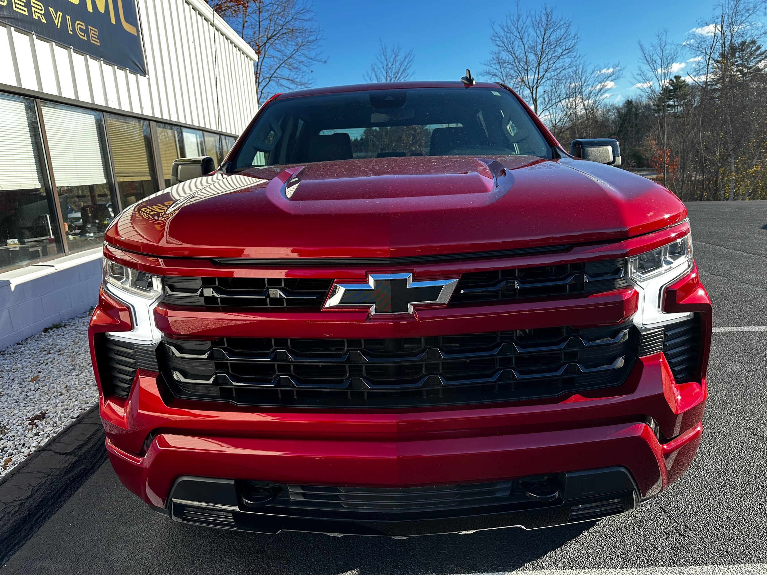 2024 Chevrolet Silverado 1500 RST photo 3