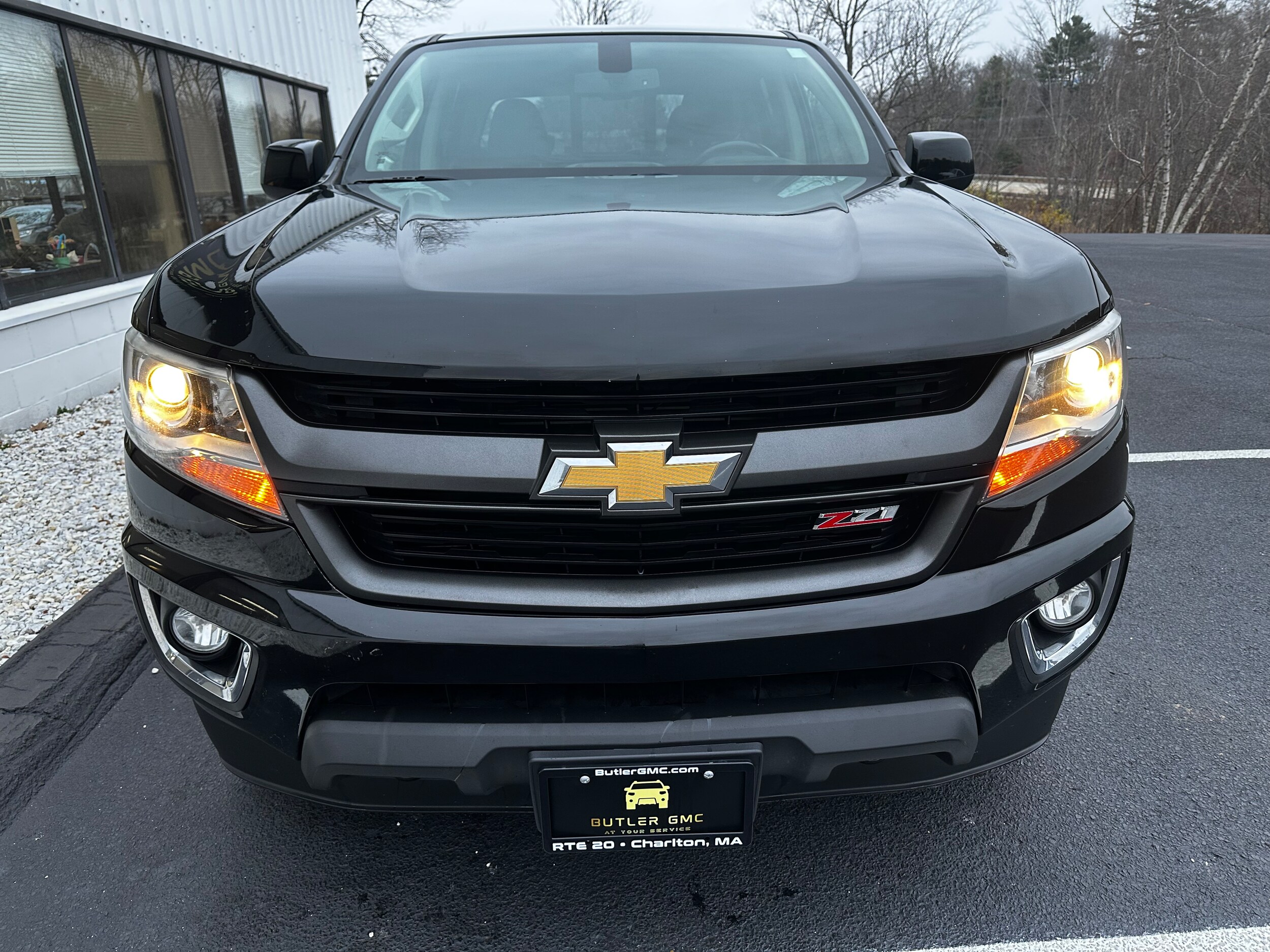 2019 Chevrolet Colorado Z71 photo 3