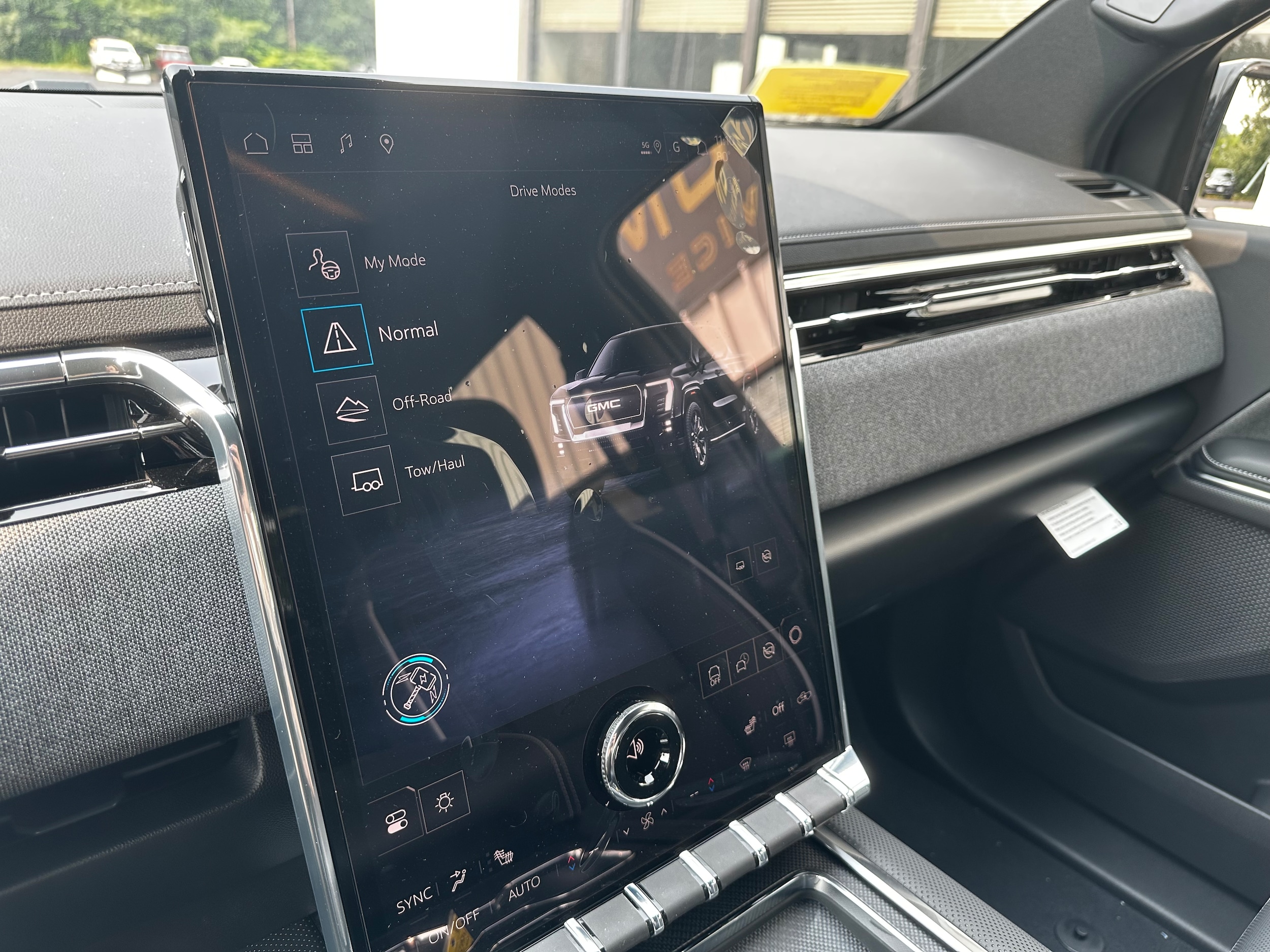 2026 GMC Sierra EV Elevation - Photo 17