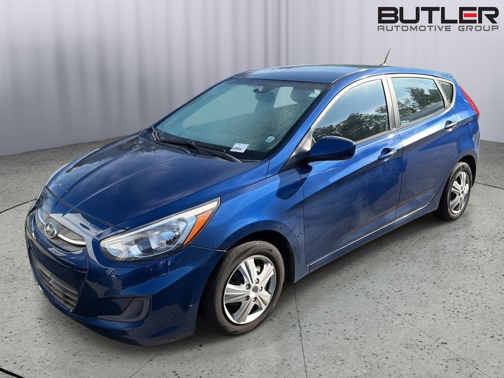Used 2016 Hyundai Accent SE Hatchback